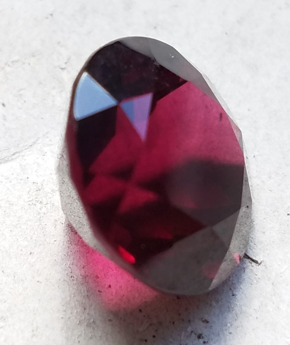 11.09 CARAT NATURAL RHODOLITE GARNET 13.11 MM ROUND