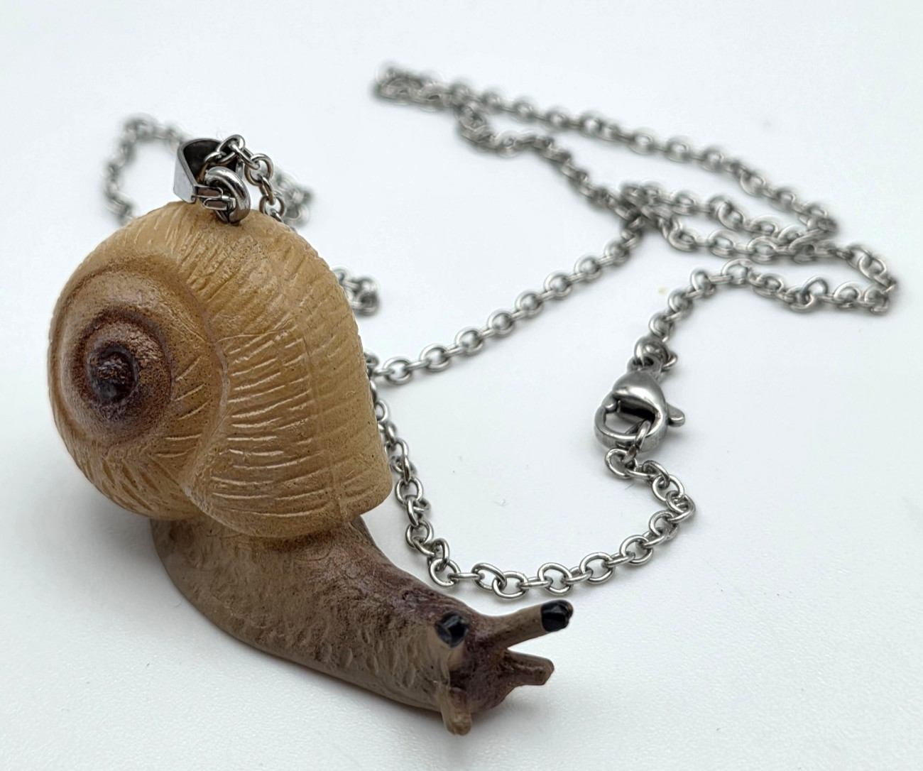 Brown Resin Snail Pendant Necklace Silver Tone Rolo Chain 18.5 In Whimsical