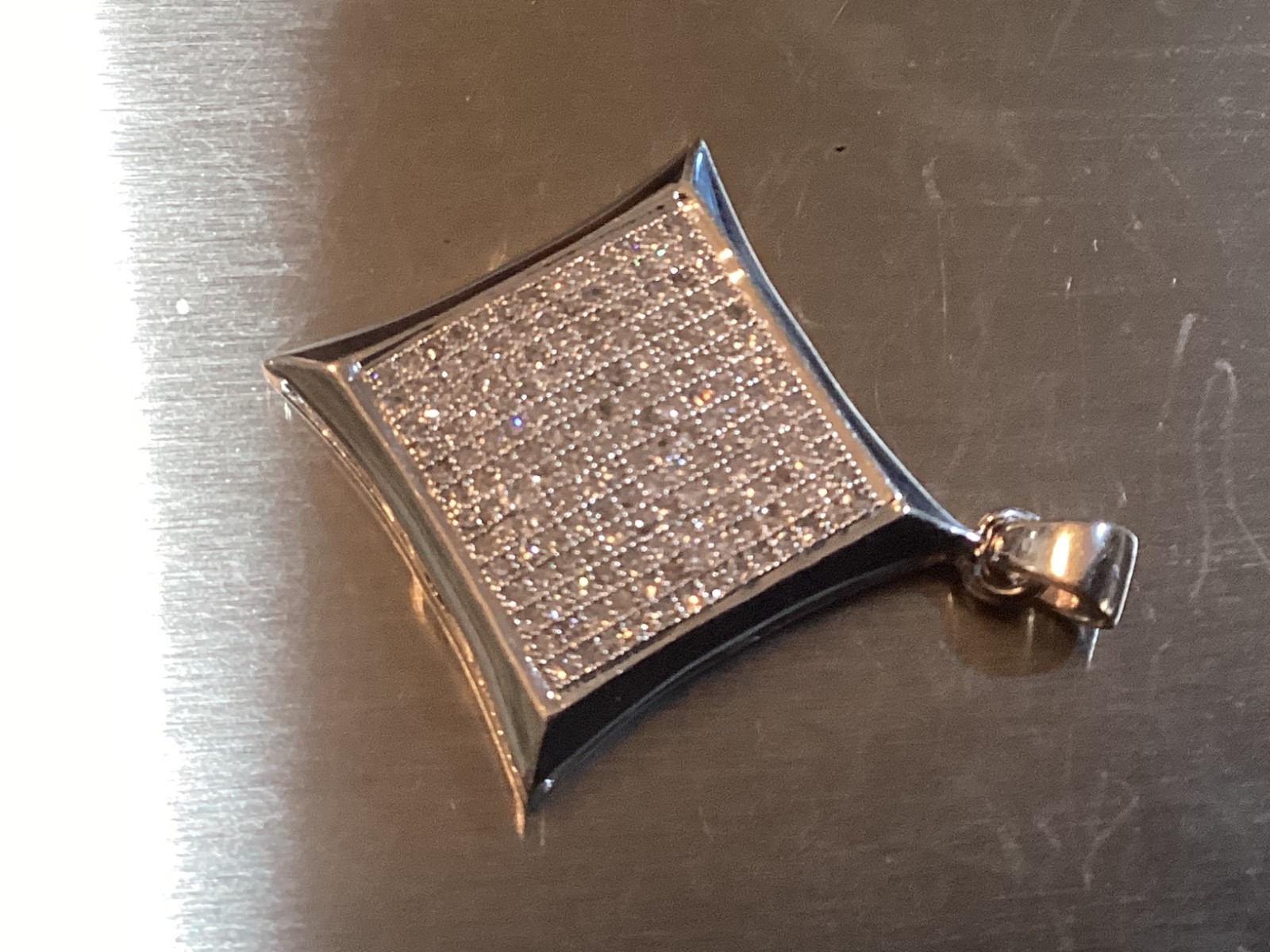 10k White Gold & Diamond Pendant 2.4 Grams