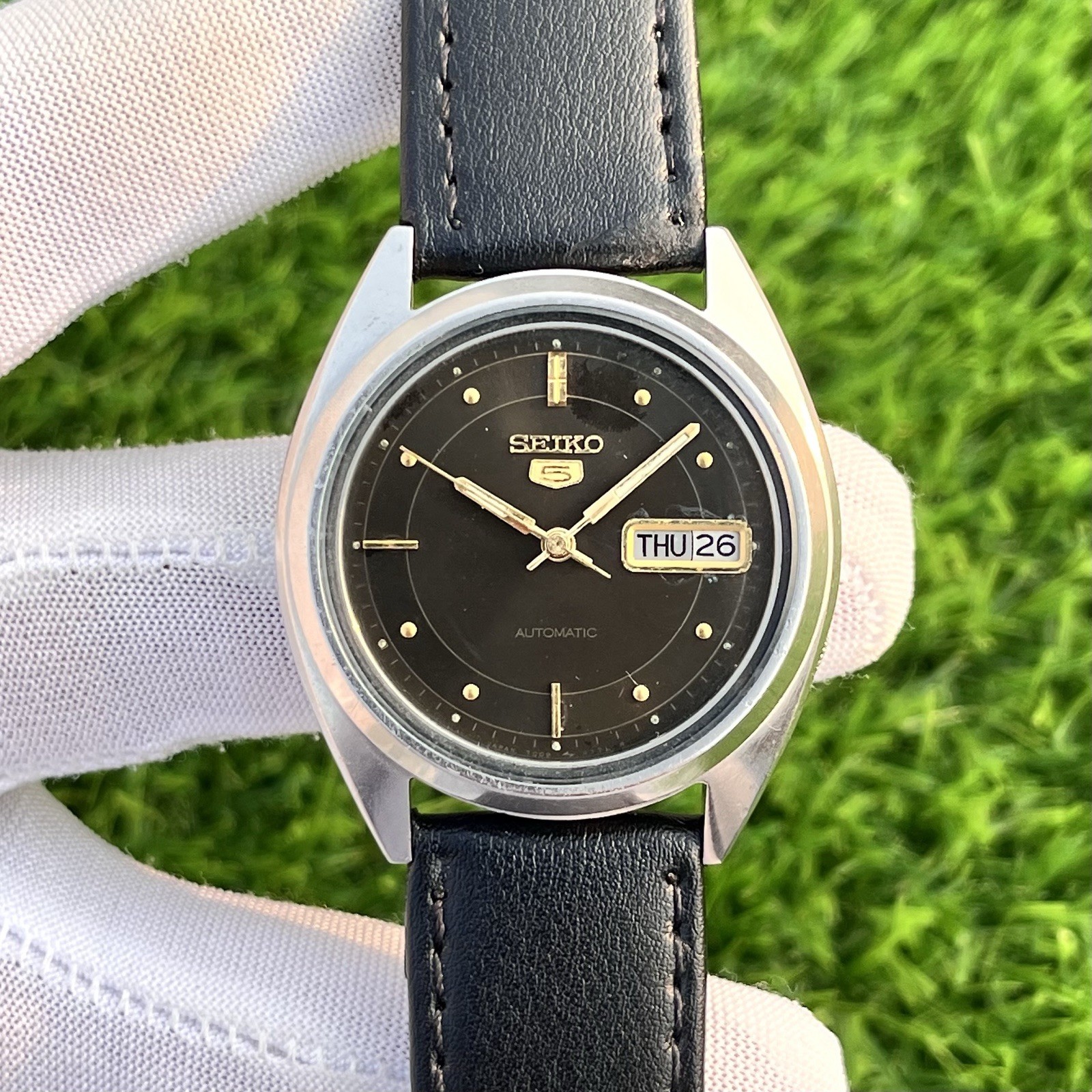 Vintage Seiko 5 Dress Formal Automatic Japan Made Men’s Watch 7009-3041