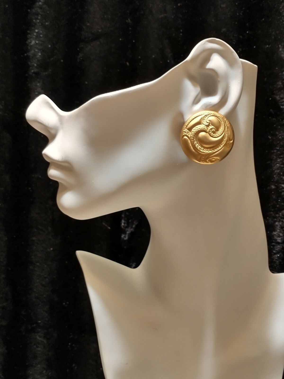 Vtg Earrings 80’s ART DECO/NOUVEAU CLASSY Swirled BRUSH Matte GOLDTONE RARE Clip