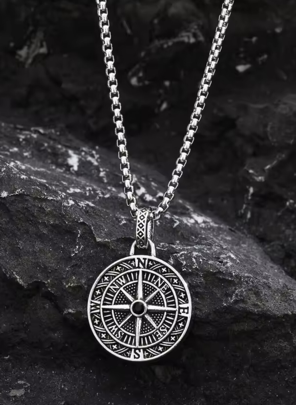 Alloy Compass Pendant with 24 inch round box stainless steel chain