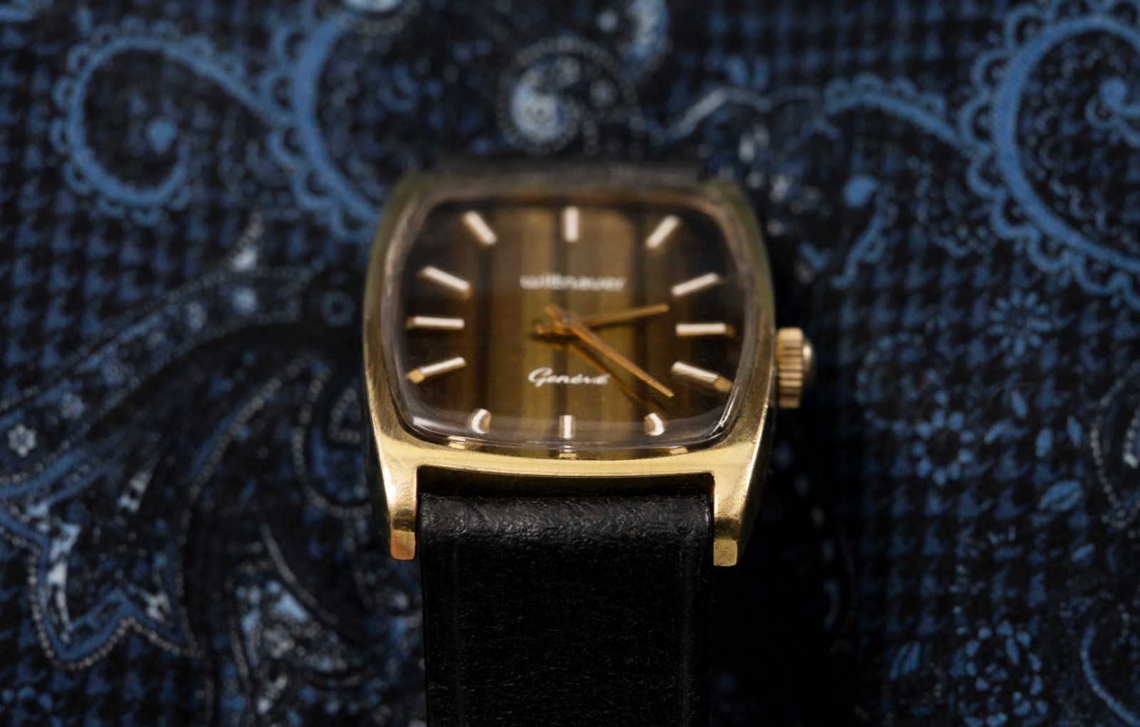 Wittnauer Geneve Tank Watch – Tiger’s Eye Dial – 17 Jewels – Early 1960s