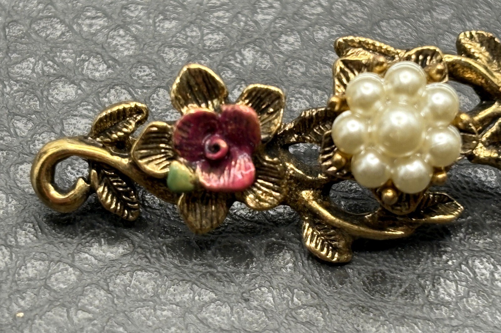 Vintage 1928 Brand Gold Tone Faux Pearl Enamel Floral Bar Brooch Pin Costume