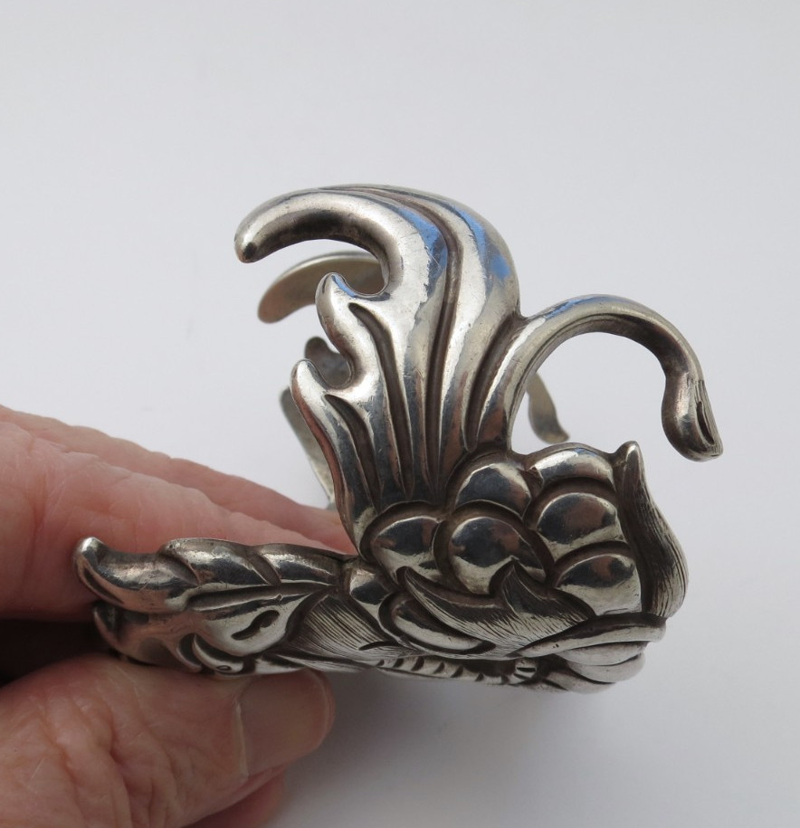 Los Castillo # 291 sterling silver cuff bracelet double dragon griffin Mexican