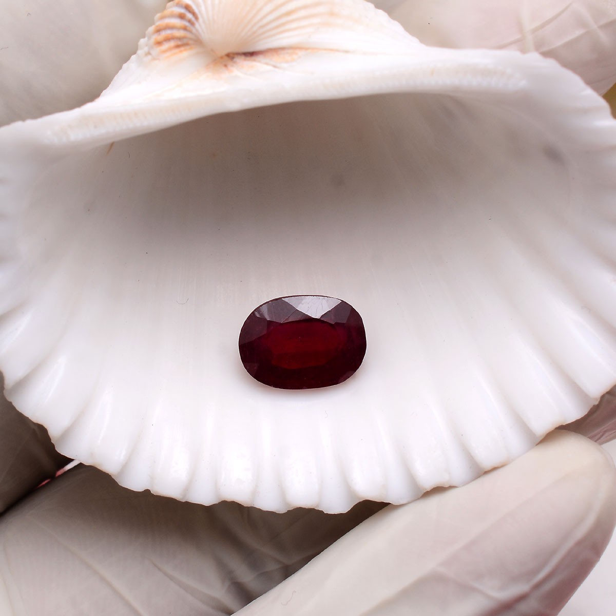 3.10 Cts Natural Mozambique Ruby 10.50mmx7.90mm Oval Cut Sparkling Red Gemstone