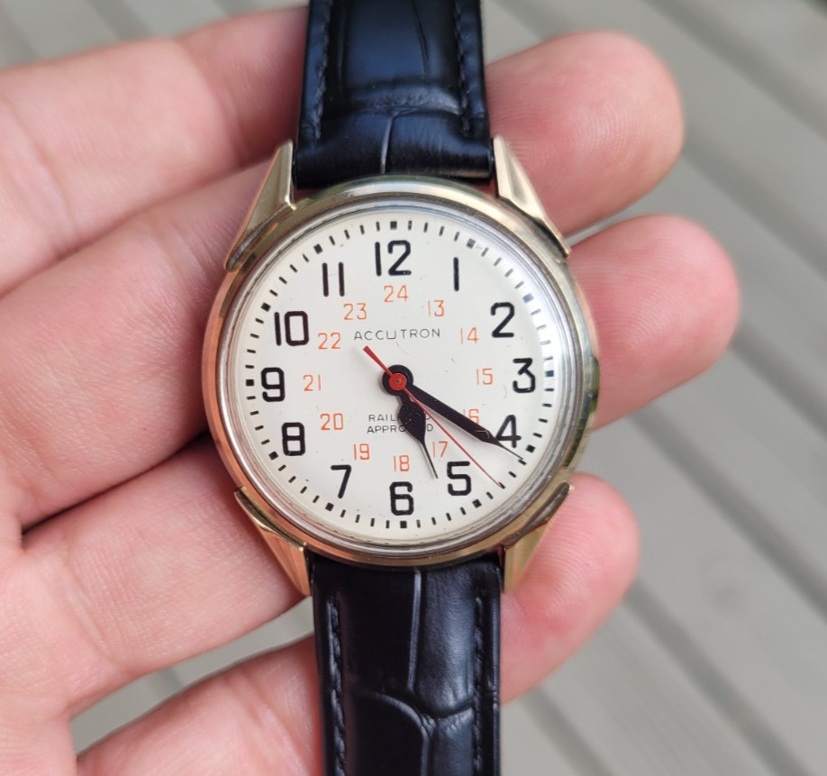 Bulova Accutron 214 (back set) Railroad Approved Gold Filled Watch Runs!