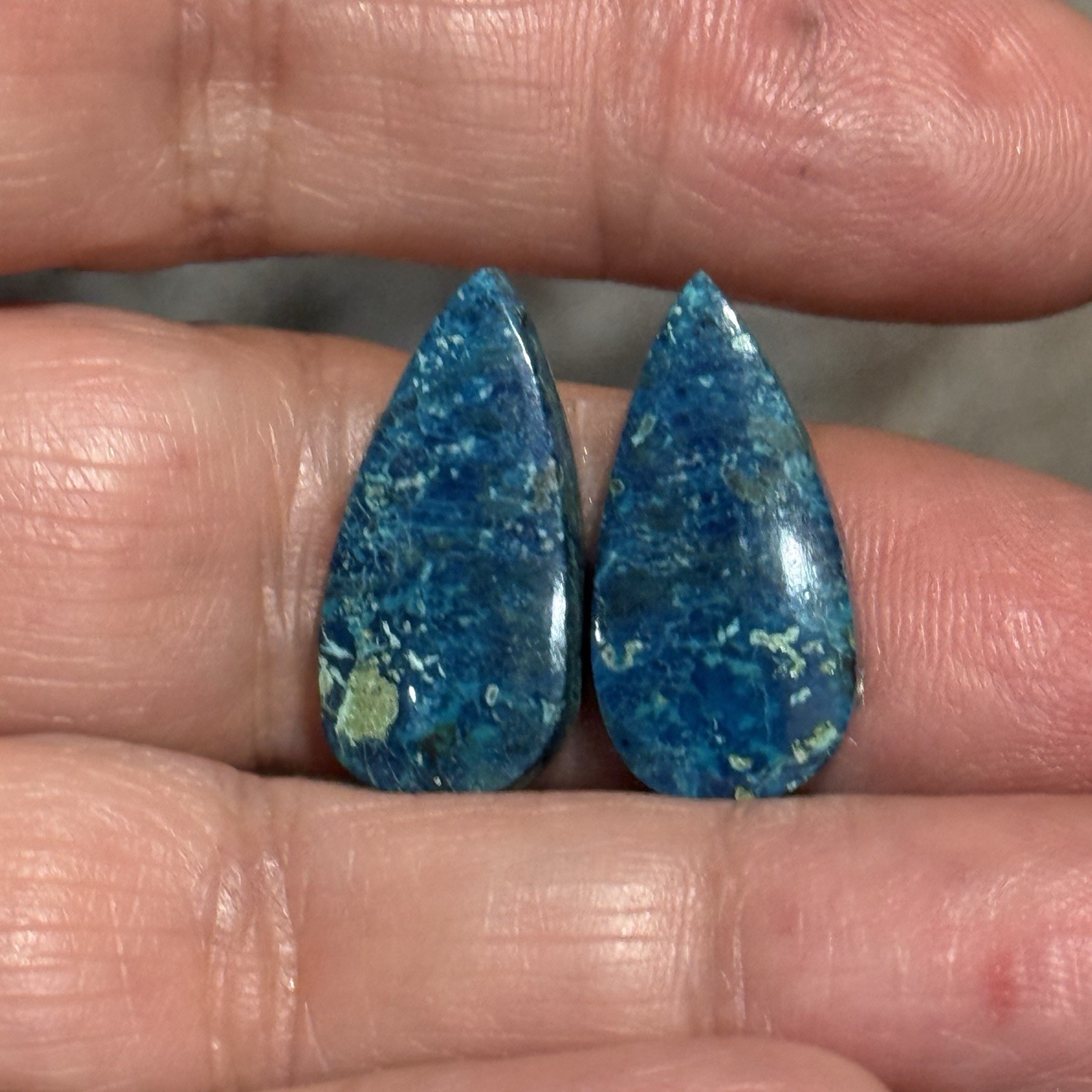 18.6ct 21.8c11x4.3mm Pair Of Rare Blue Shattuckite Teardrop Cabochons Gems