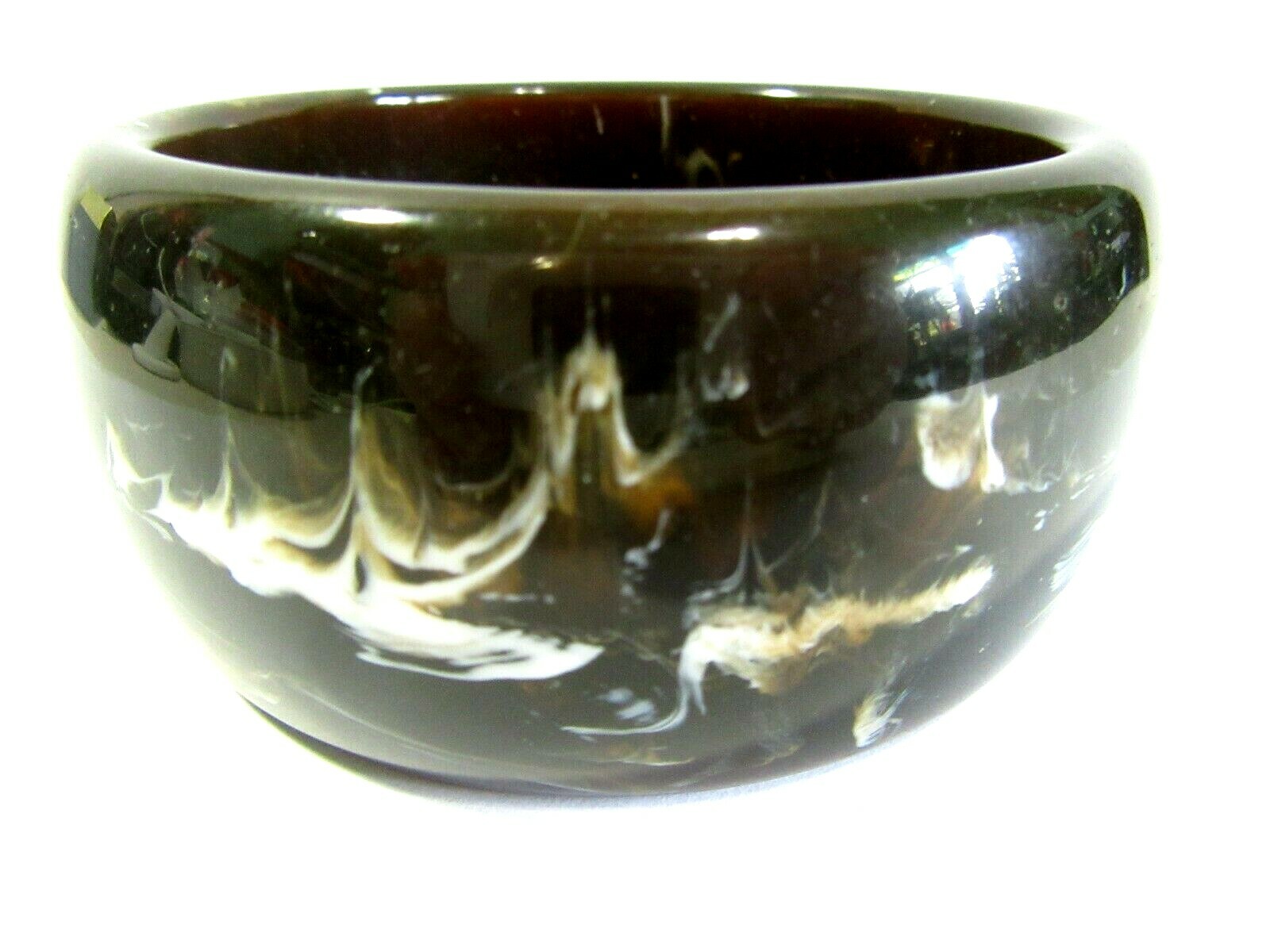 DARK BROWN BLACK WITH WHITE MARBLING RESIN PLASTIC WIDE CHUNKY BANGLE BRACELET