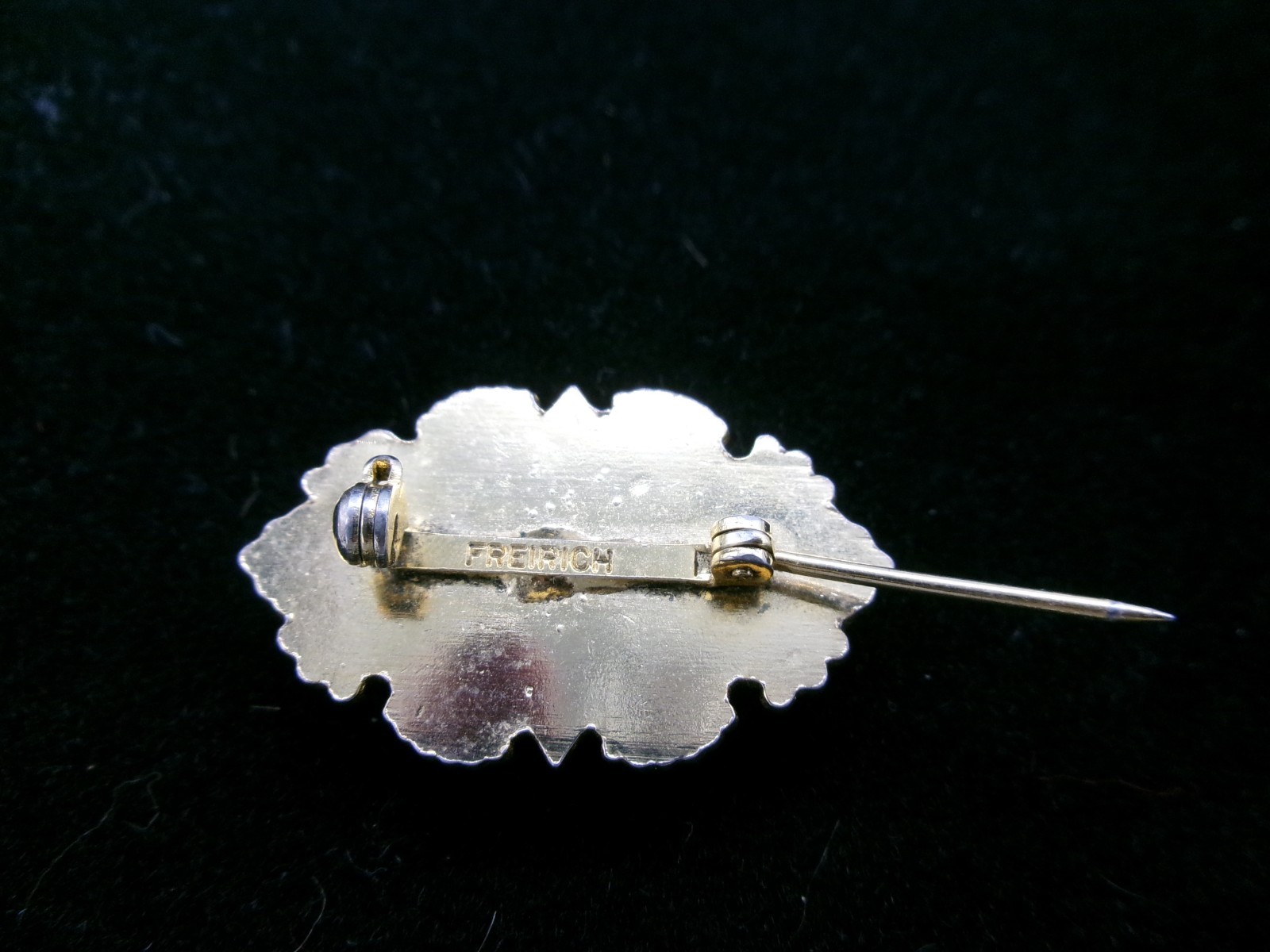 VINTAGE FREIRICH BLUE CABOCHON STATEMENT PIN BROOCH SEE DETAILS