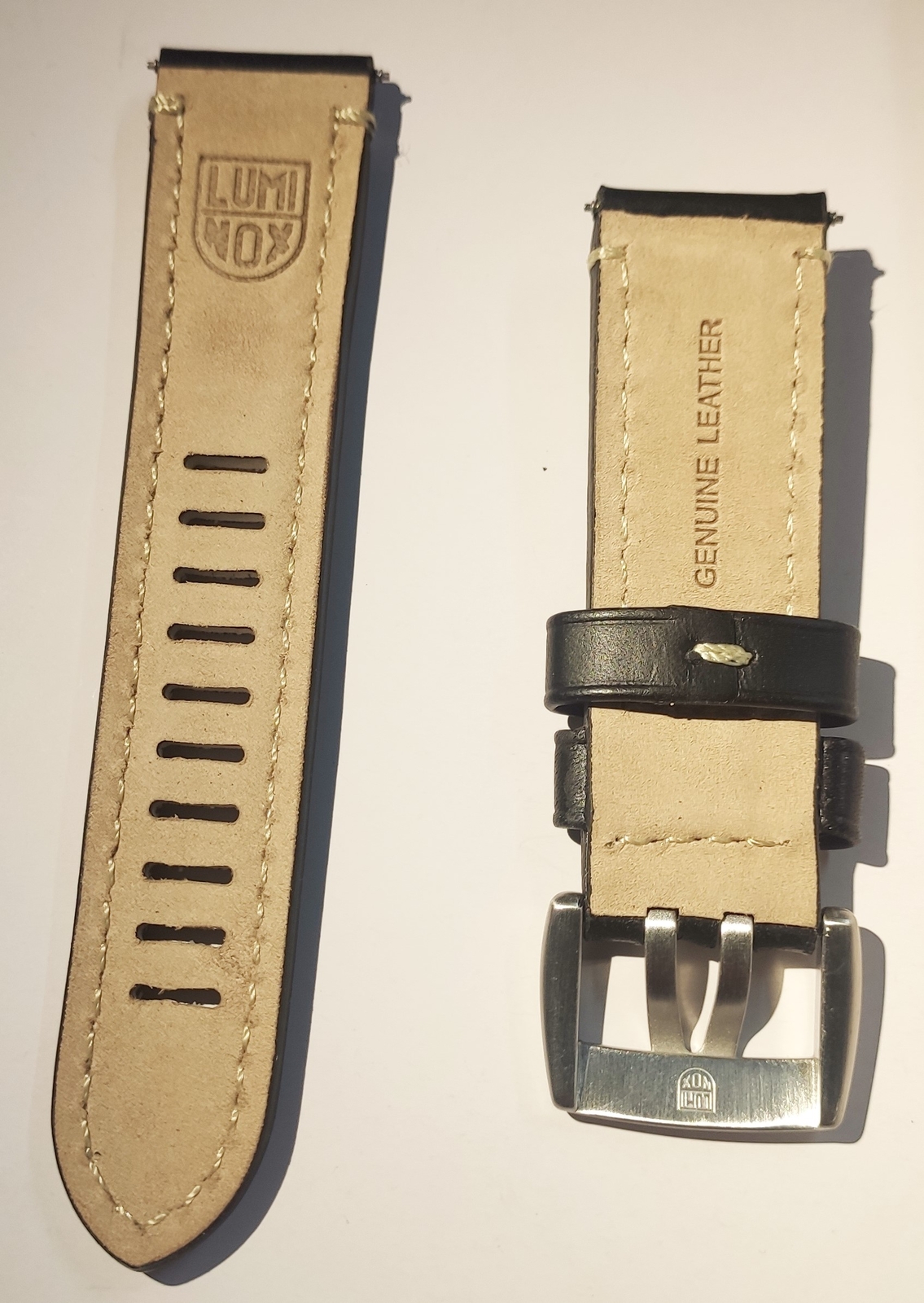 Luminox Watch Strap Original Leather Black 23 mm FE1800.20Q Series 1830 €57 A24