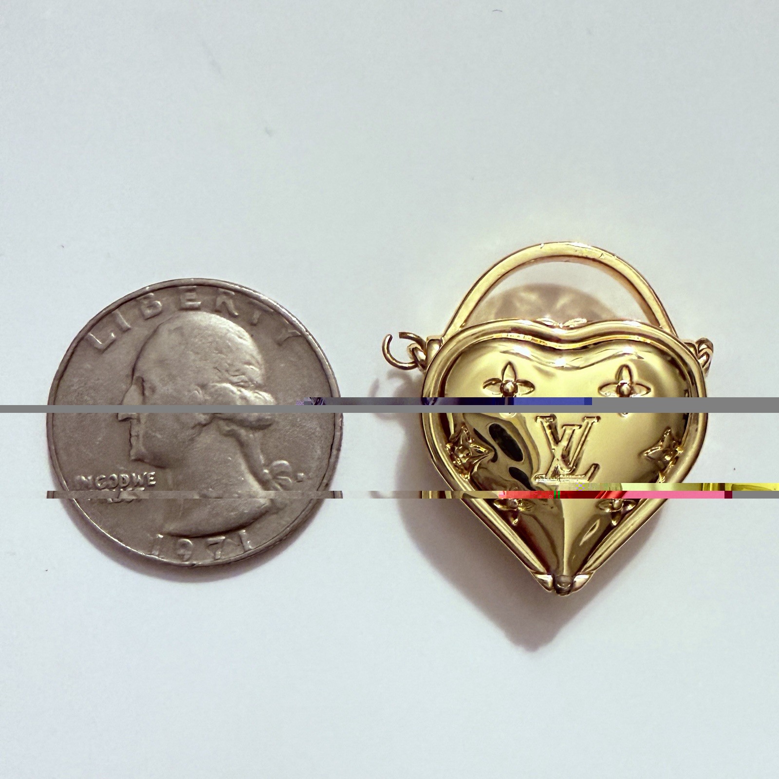 Designer Gold Tone Heart Zipper Pull Bag Charm Pendant