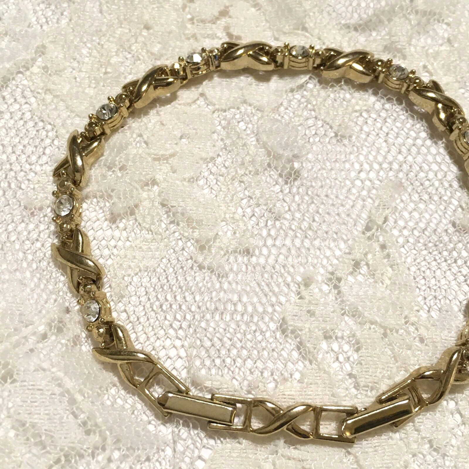 Vintage Chain Bracelet Gold tone X Link Avon Clear Rhinestones Fold over 8″