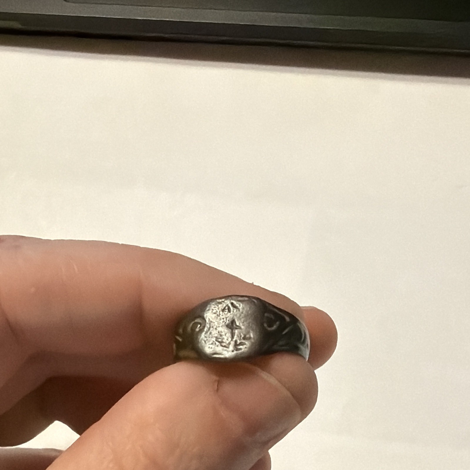 Vintage Ancient Bronze Signet Ring Stylized Plant Star Intaglio Size Unknown