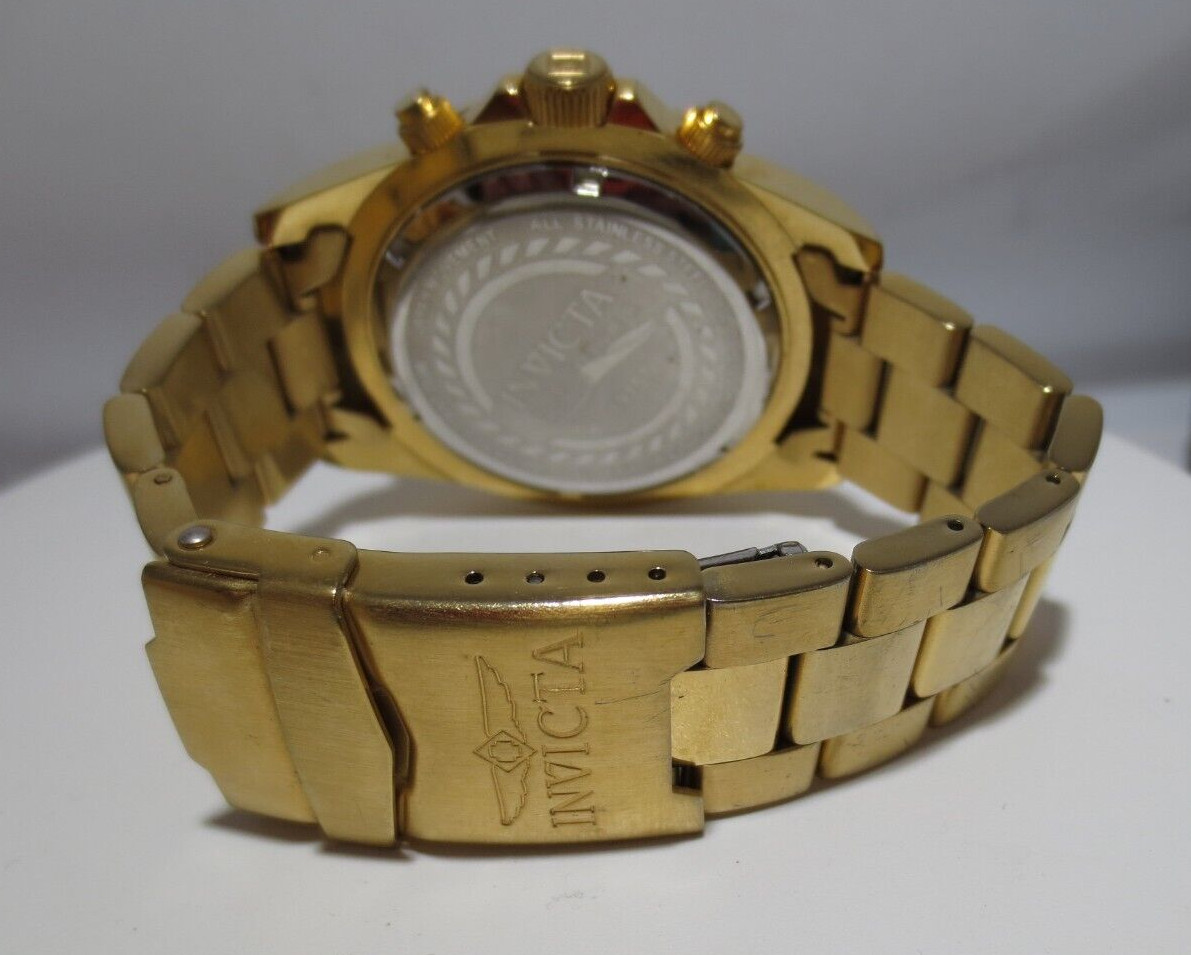MEN’S INVICTA 19157 QUARTZ CHRONOGRAPH WATCH 43.50 MM CASE 6.75″ LONG (127882-4)