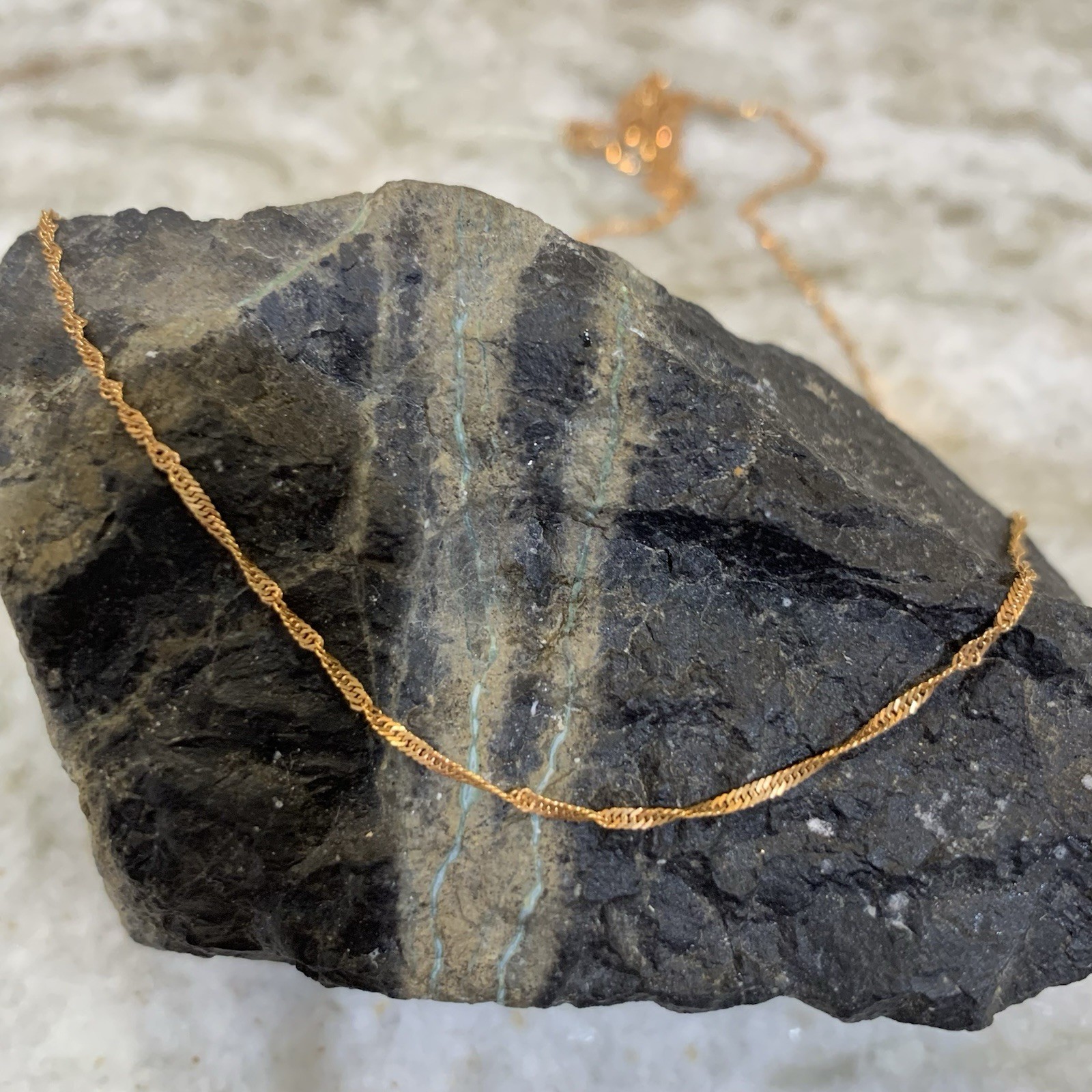 VTG 14k ROSE Gold Necklace Twist Rope Chain choker 1mm .93gr Marked RCI 16” New