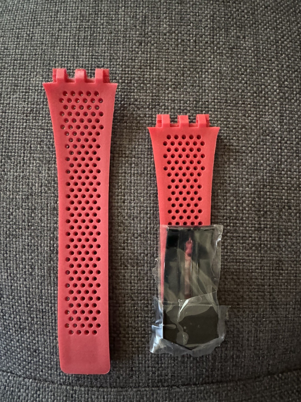 22mm Red Rubber Watch Strap Band For Tag Heuer Carrera FT6044 with Black Buckle