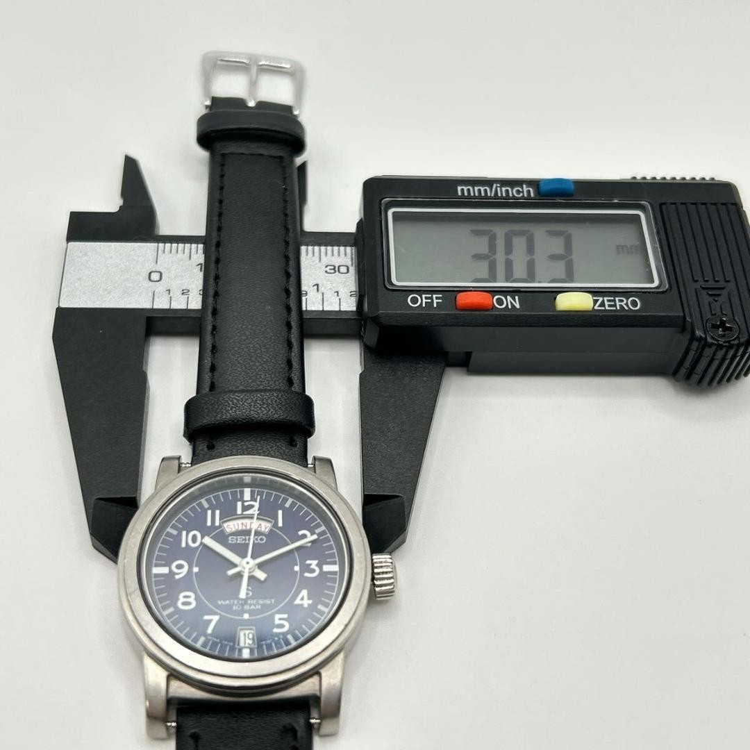 SEIKO SUS Day Date Quartz Watch Navy Dial 18.3cm 7.20in New Battery Running