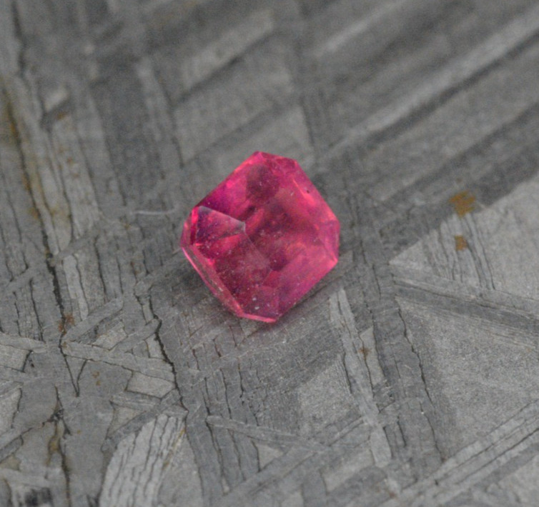 Red Beryl, Red Emerald, Bixbite Gemstone, Wah Wah Mountains, Utah 0.15 ct
