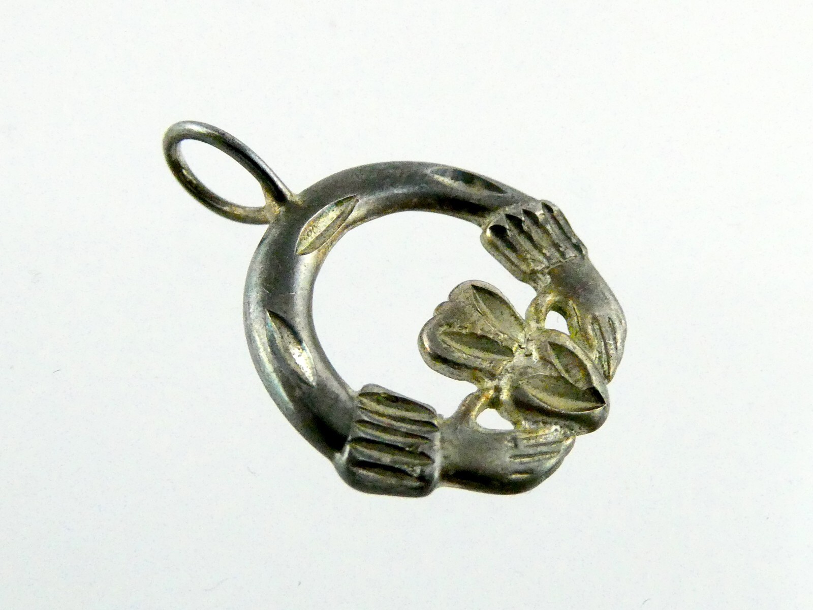 Vintage Sterling Silver Claddagh Hands and Heart Pendant 925 1 Inch 2.4 Grams