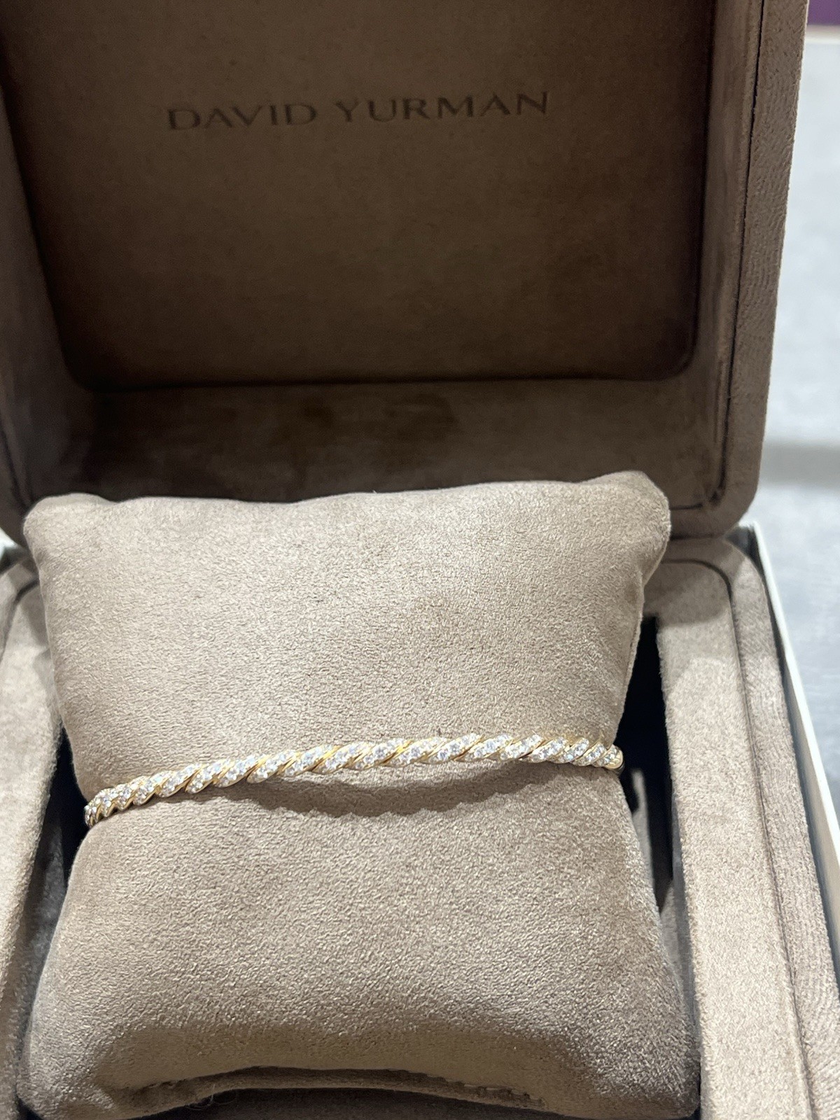 David Yurman 18k Yellow Gold and diamond pave flex bracelet size m $7900 value