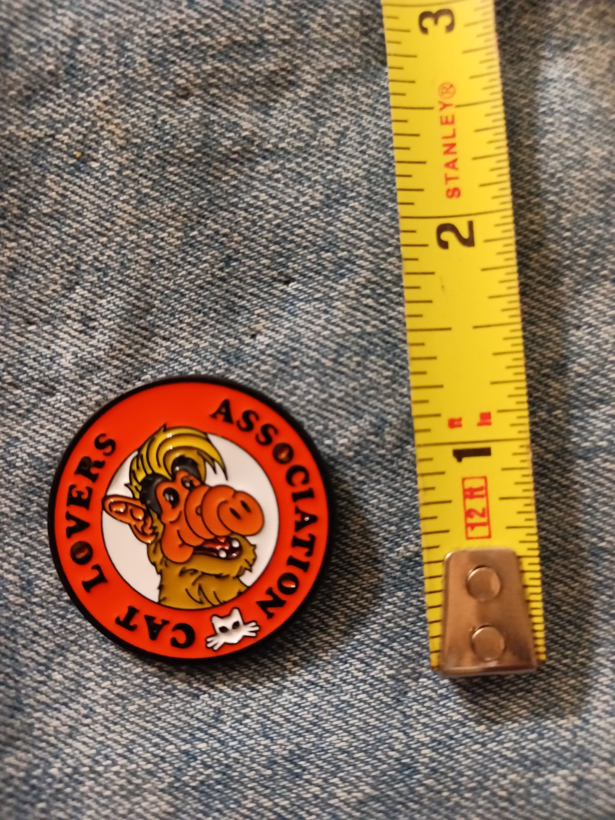ALF -CAT LOVERS ASSOCIATION- ENAMEL / LAPEL PIN-UNBRANDED-NEXT DAY SHIPPING