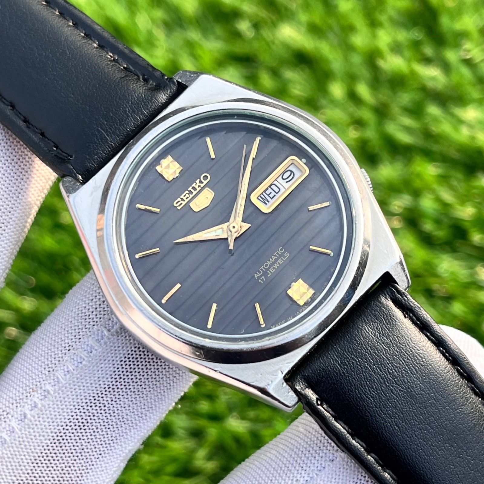 Vintage Seiko 5 Dress Formal Automatic Japan Made Men’s Watch 7009-876J