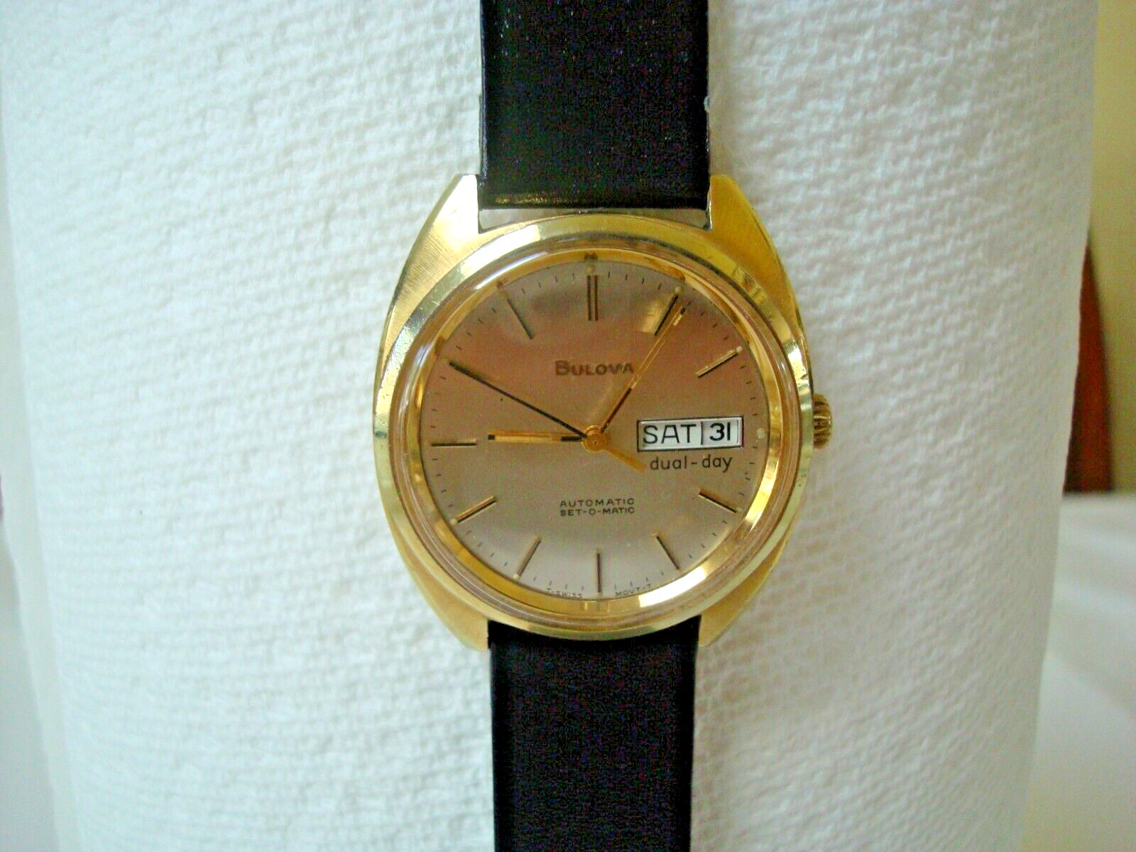 Bulova N7 Mens Automatic Watch 17j. ETA 2879 Day Date Quick Set New Band GC Runs