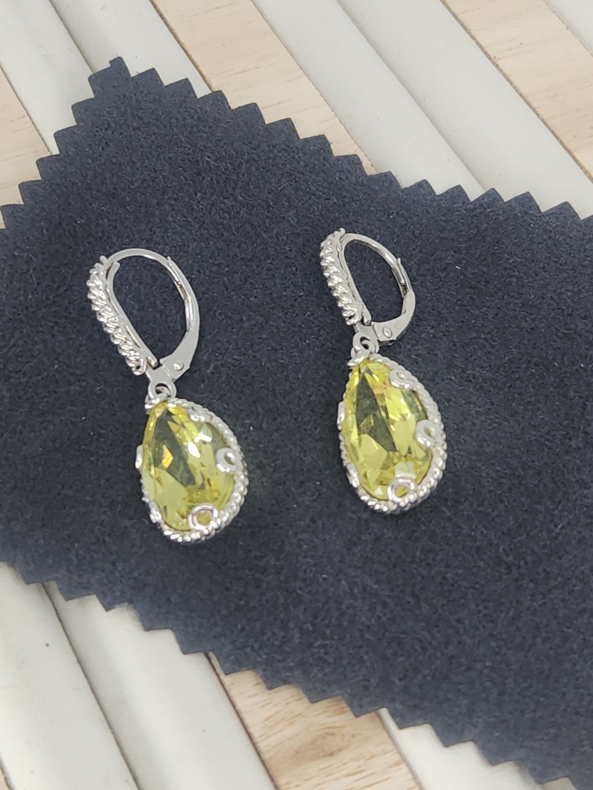 Anthony Nak Atelier 925 Sterling Silver Lemon Quartz Leverback Earrings 35mm