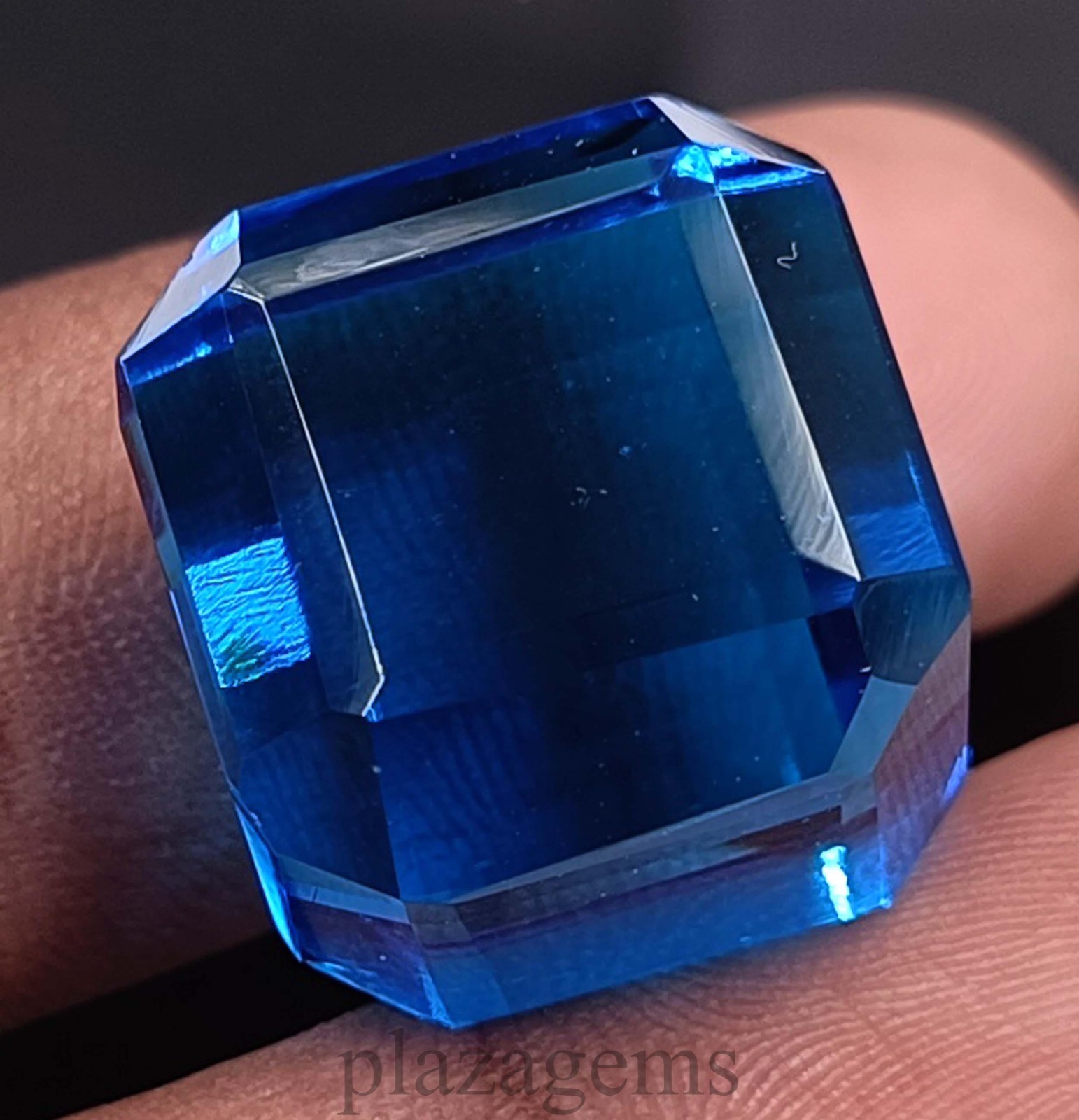 Rare 60.90 Carat Natural Blue Sapphire Cube EGL Certified Loose Gemstone 5DSV