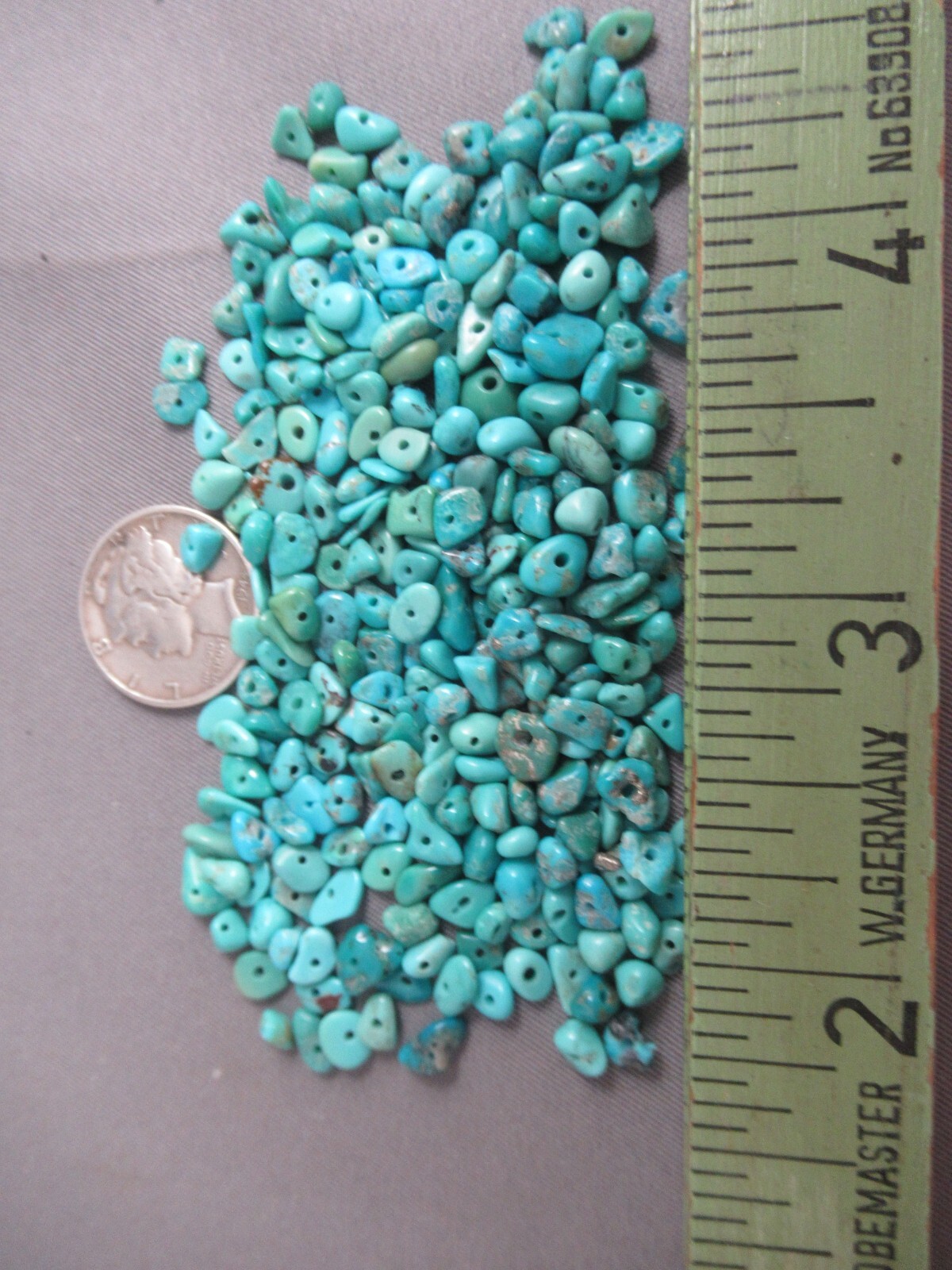 KINGMAN TURQUOISE 1/2 OZ DRILLED NUGGETS 3mm X 2mm TO 7mm X 4mm #586