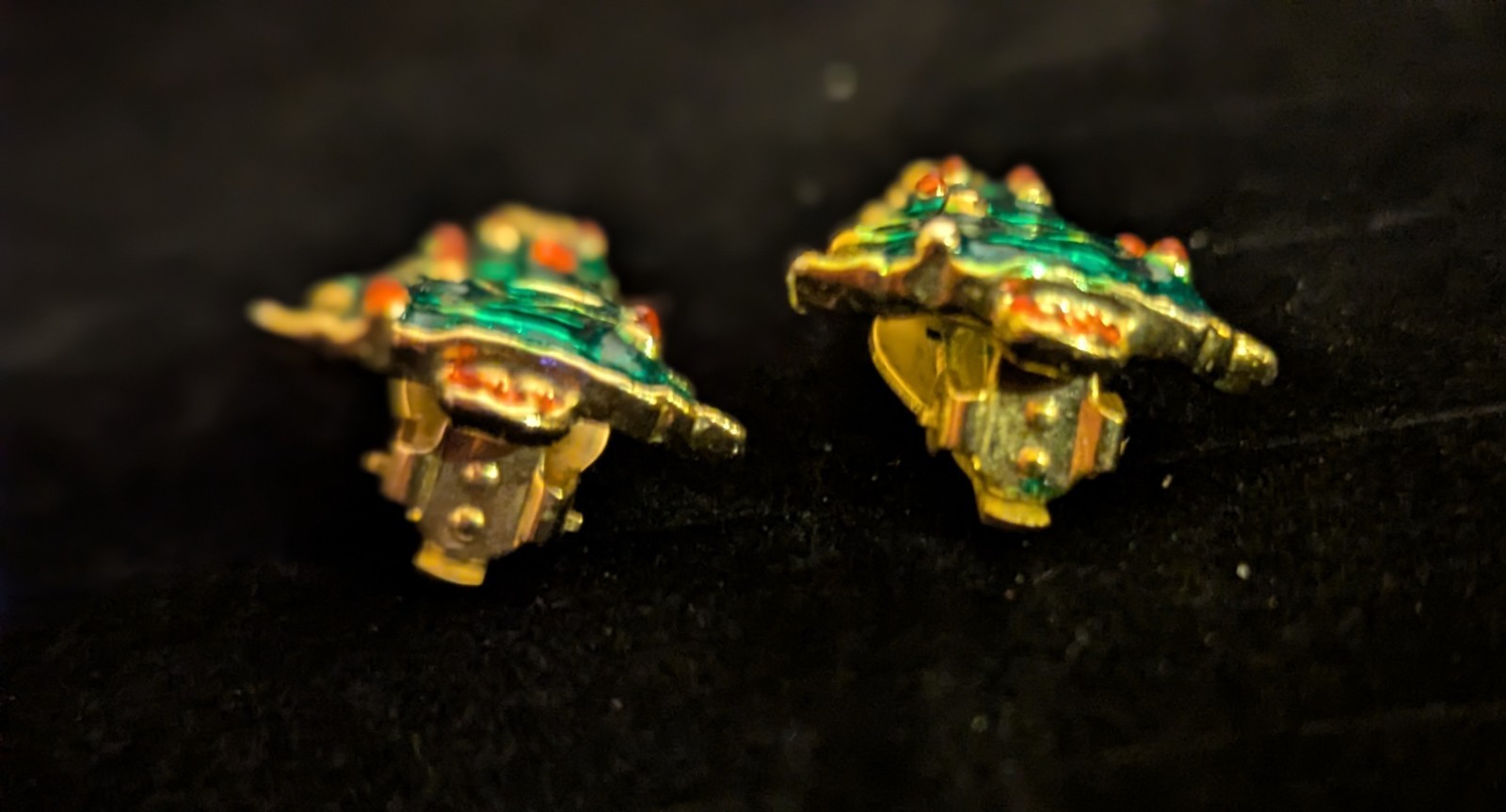 Christmas Tree Earrings Clip On Holiday Winter Gold Tone multicolor ornaments