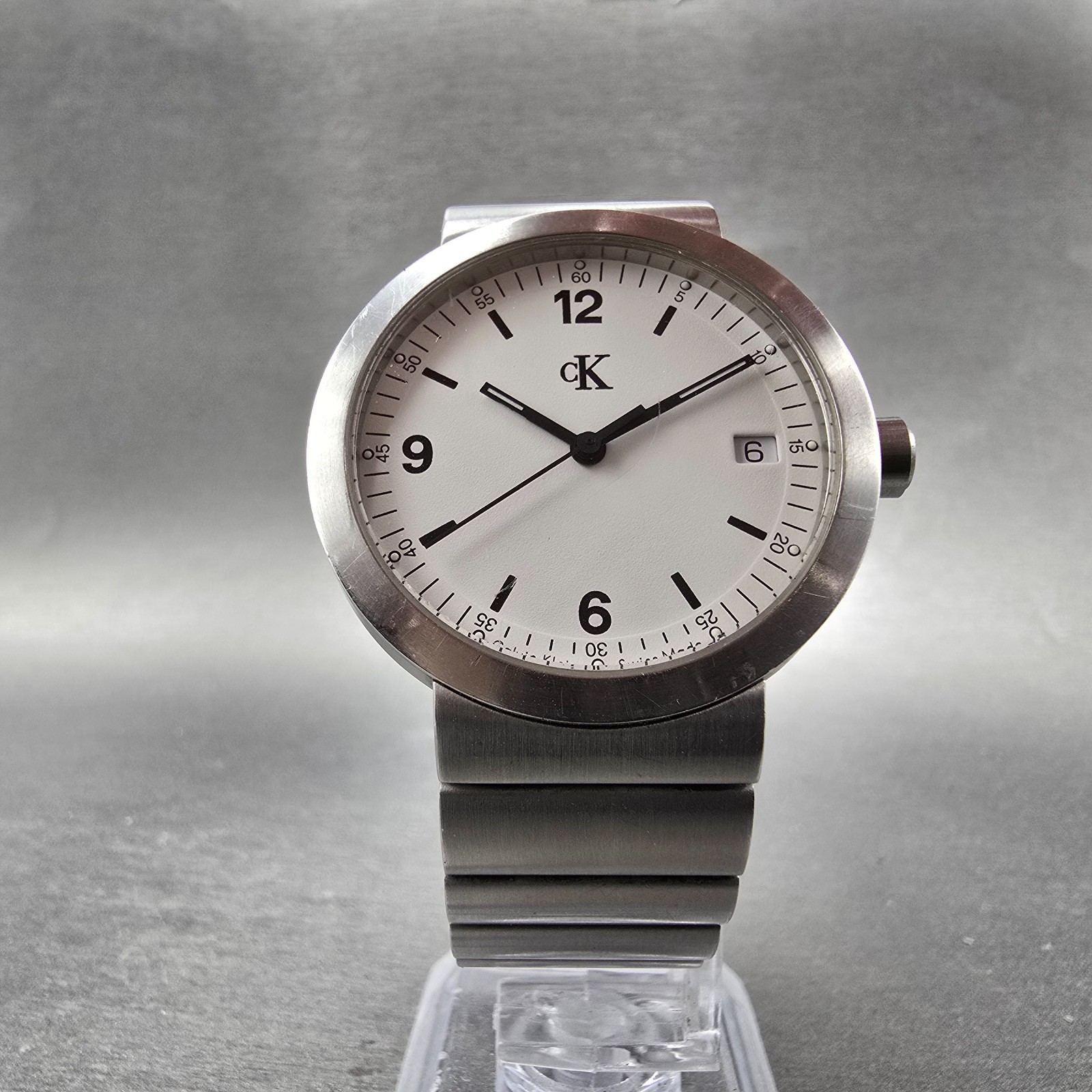 Calvin Klein Watch Men 34mm White Dial Silver Tone Date Round K2111 PARTS