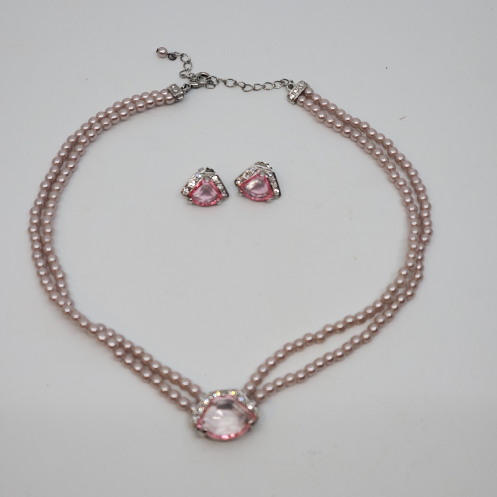 2002 Avon Pink Pearlesque Double Row Necklace and Earrings Gift Set