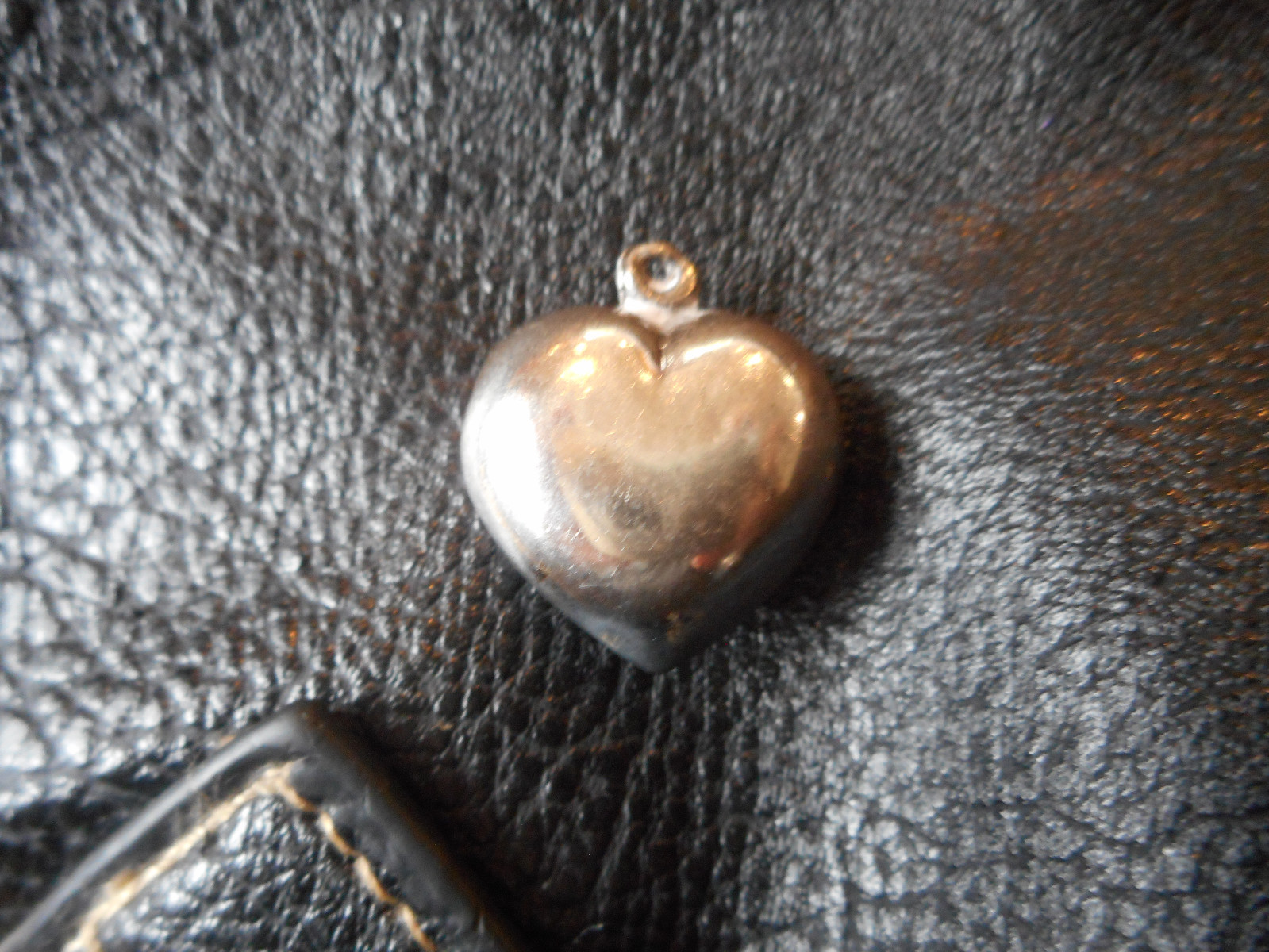 HEART CHARM small, silver for yourself or for the one you love. Approx. 3/4 in.