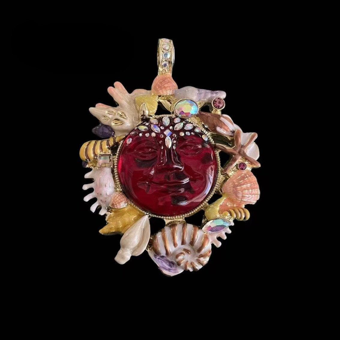 New Medieval Literary Artistic Real Gold Retro Conch Starfish MoenFace Pendant