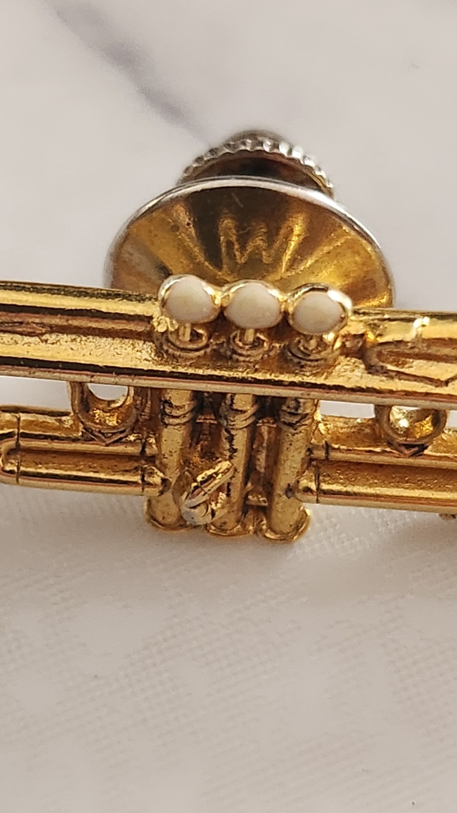 vtg Trumpet Tie Tac/ Pin SIGNED FUTURE PRIMITIVE USA PIN Goldtone