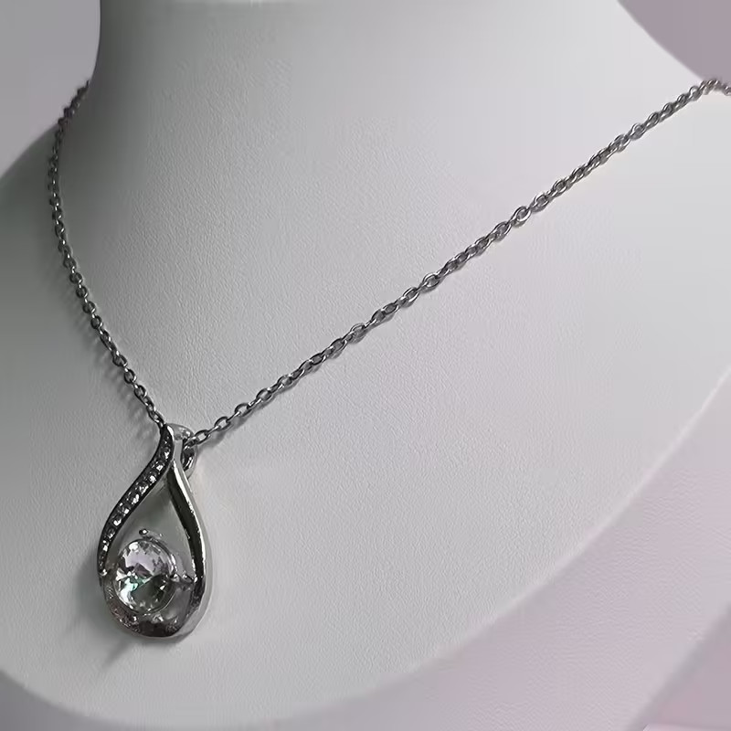 Elegant Teardrop Pendant Necklace. Fashionable Design with Imitation Gem Stone