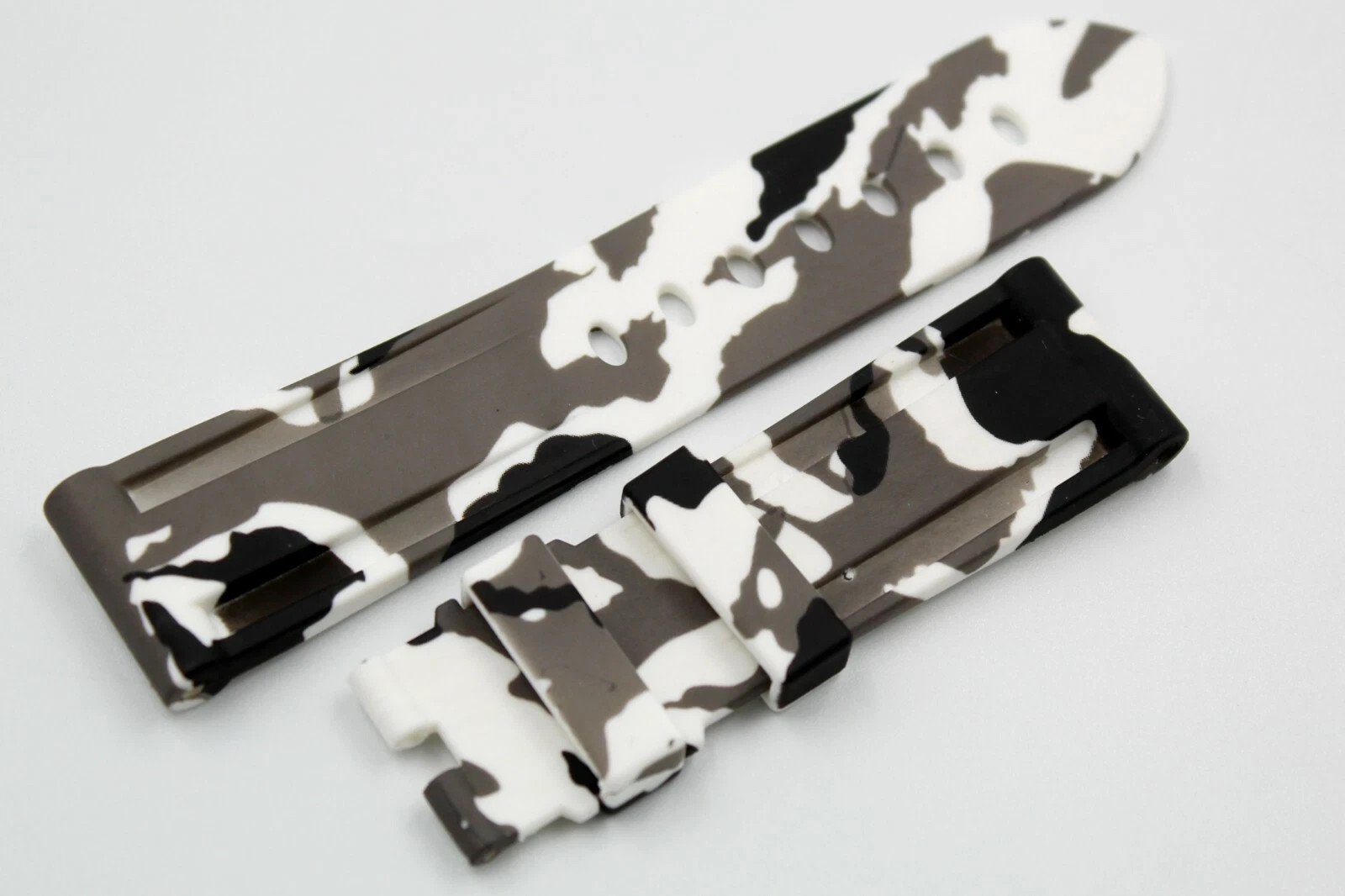 White Camouflage Sport Waterproof Silicone Strap Various Sizes New