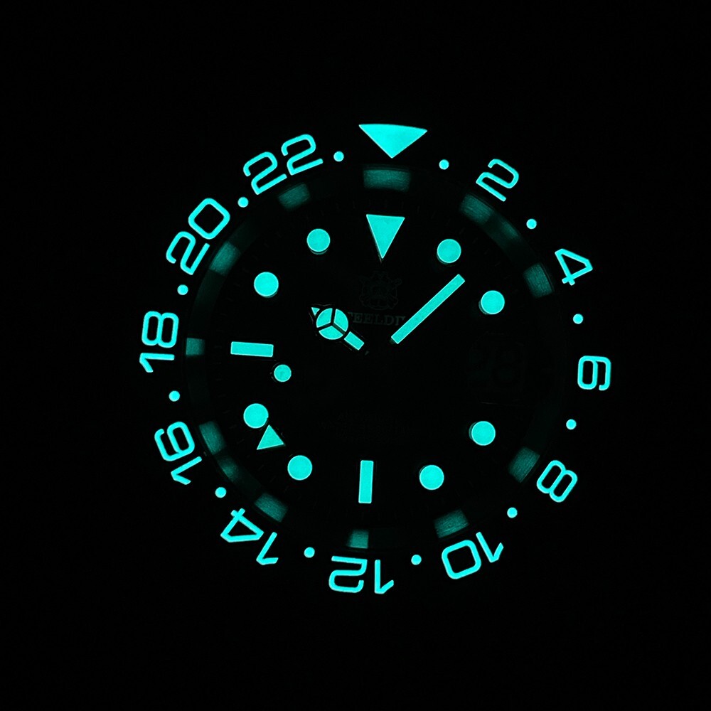 Steeldive SD1993, GMT, “G-Master”, Bruce Wayne, NH34, Sapphire, Lume, 300m Diver