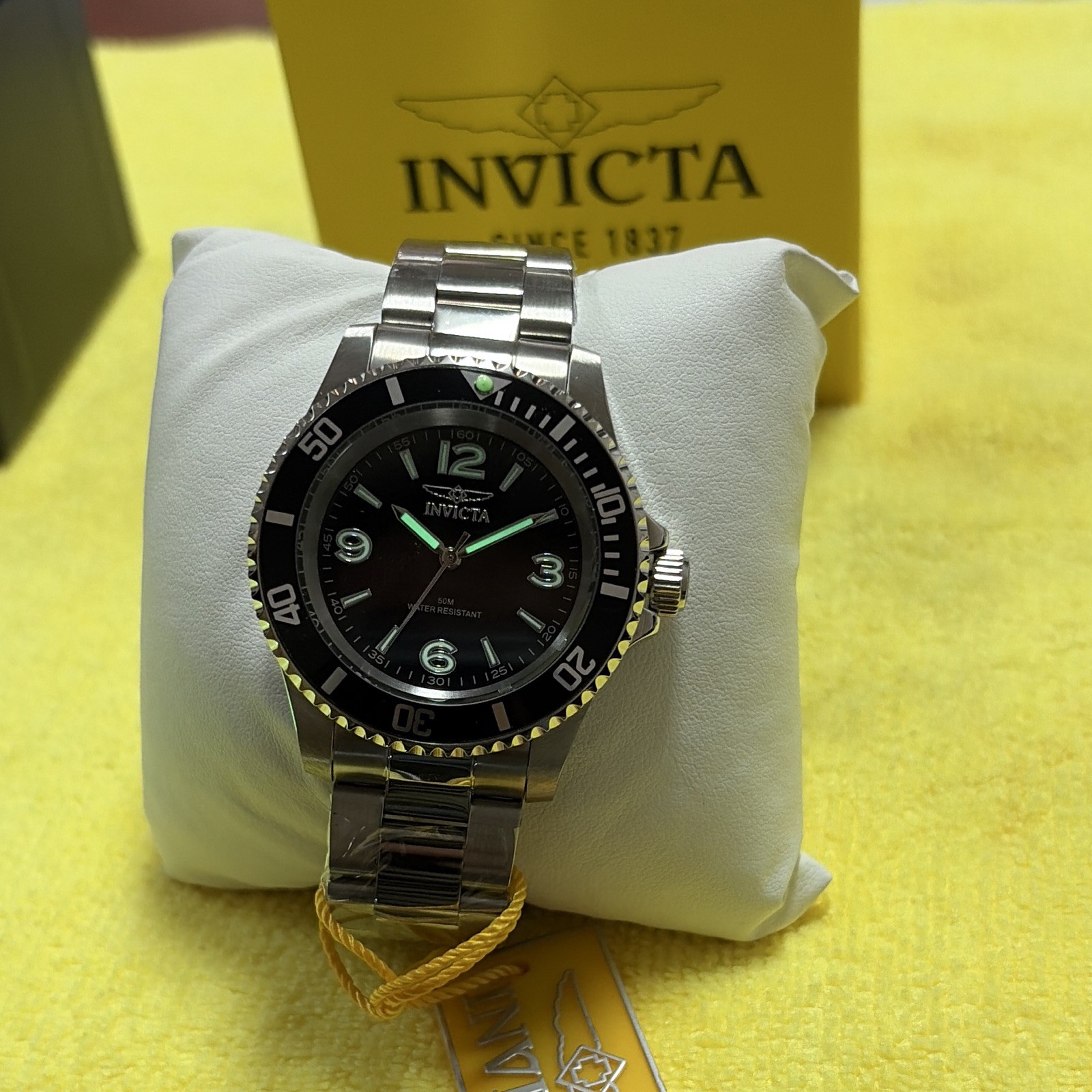 Invicta Pro Diver Men’s Quartz Diver 45mm Black Dial Steel Bracelet WR 50m