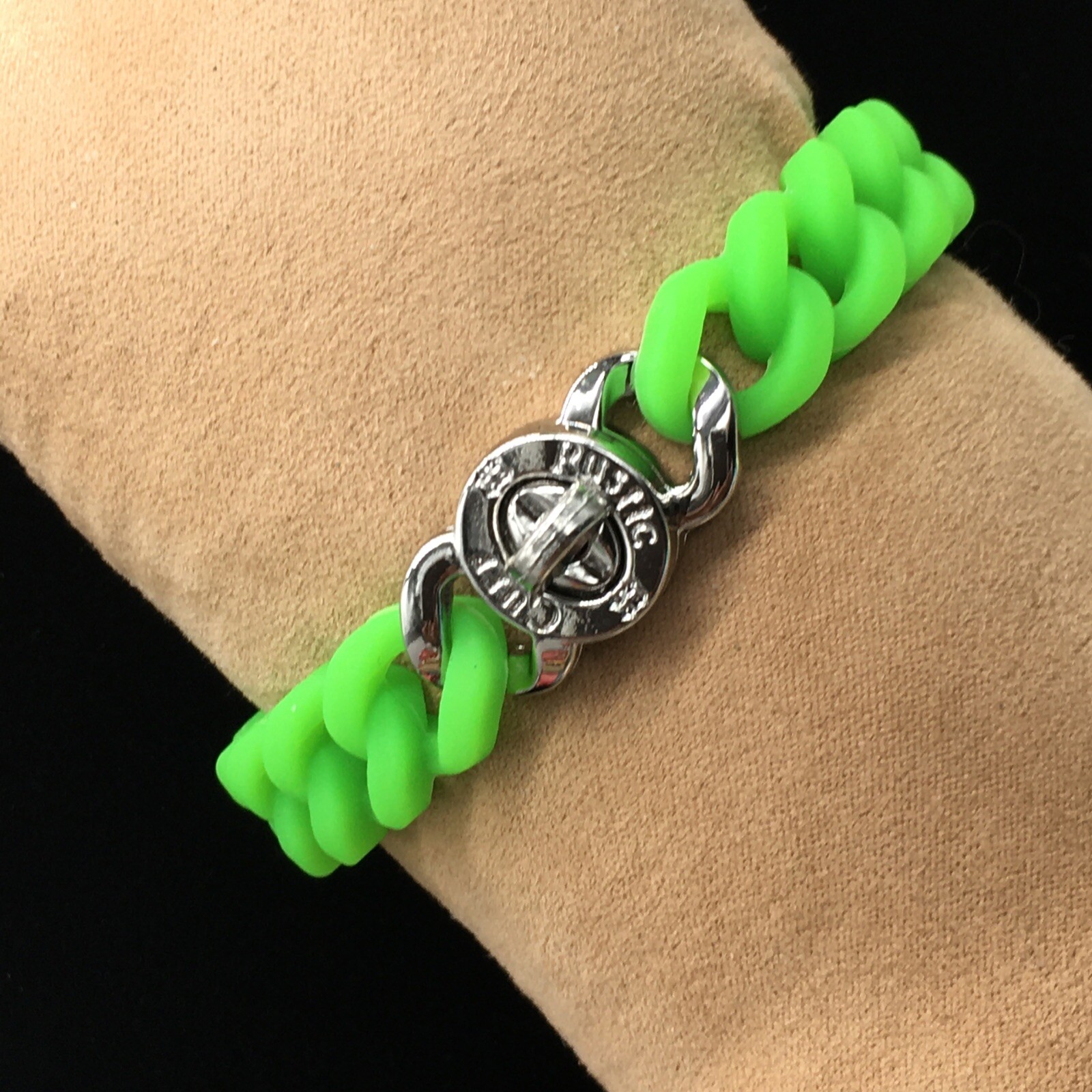 Rustic Cuff Silver Tone TurnLock Lime Green Silicone Stretch Mock Chain Bracelet