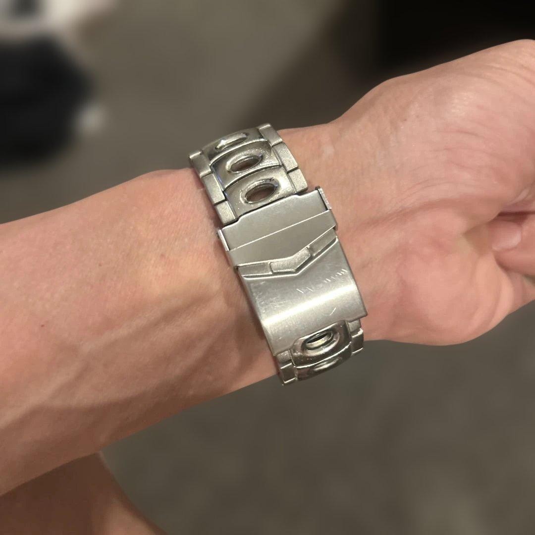 SENOVA Quartz Watch (Junk Item)