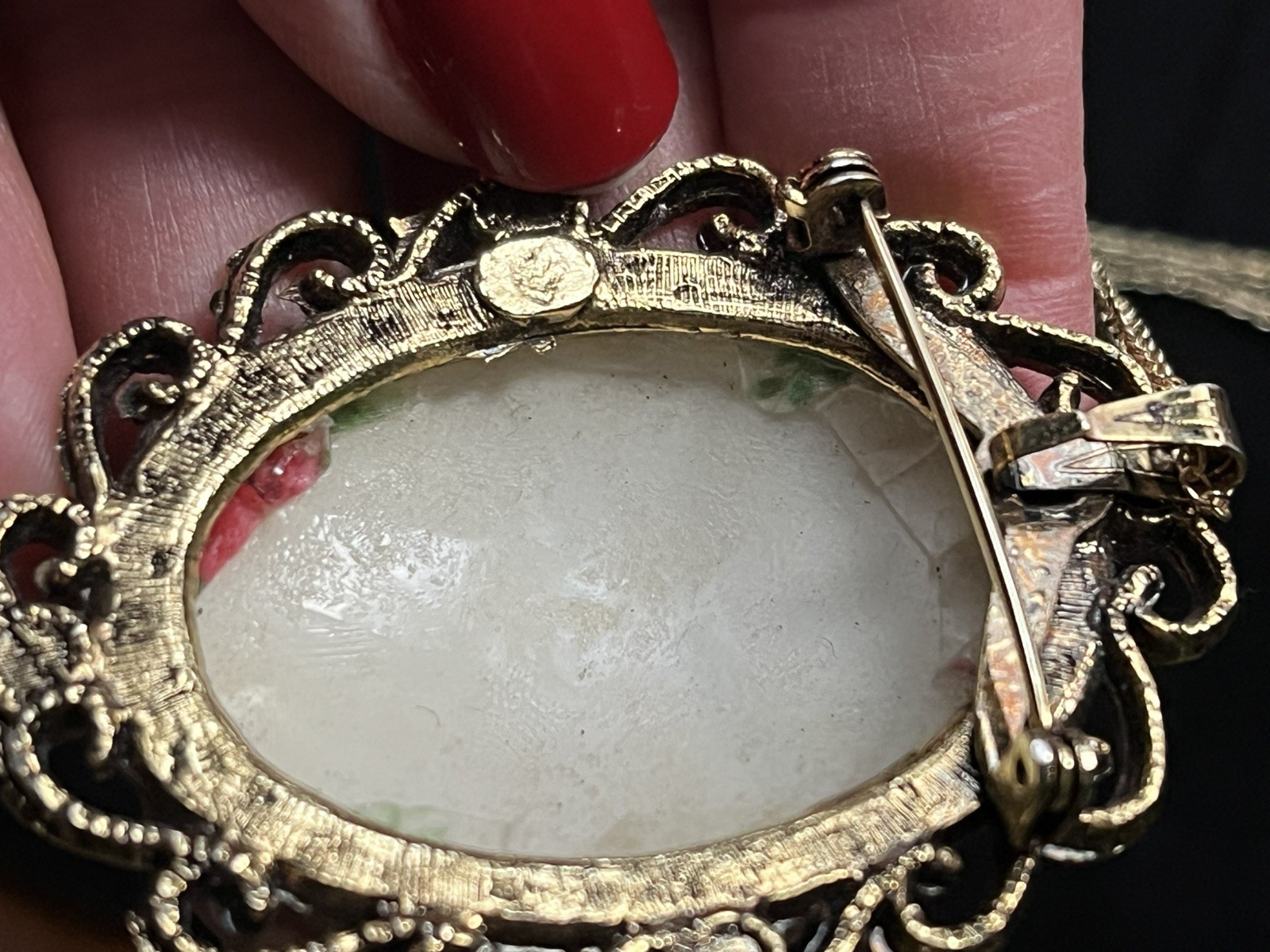 Rare Vintage Hand-Painted Sugared Eggshell Floral Brooch / Pendant 1960s