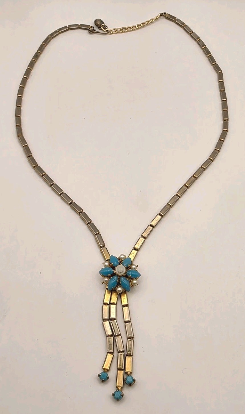 Vintage Art Deco Blue Cabachon W/Faux Pearl Lariat Style Necklace