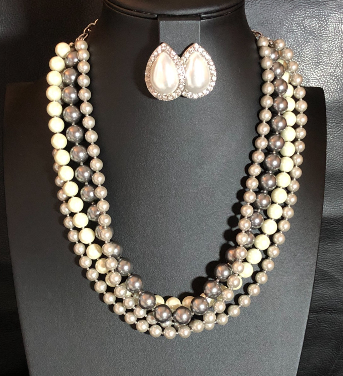 Faux Tahitian Pearl Glass Bead Multistrand Necklace Black Cream Gray Silver 8624