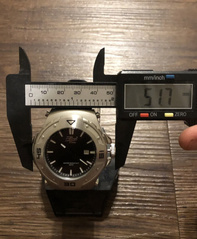 32 Degrees Diver style watch #1241M