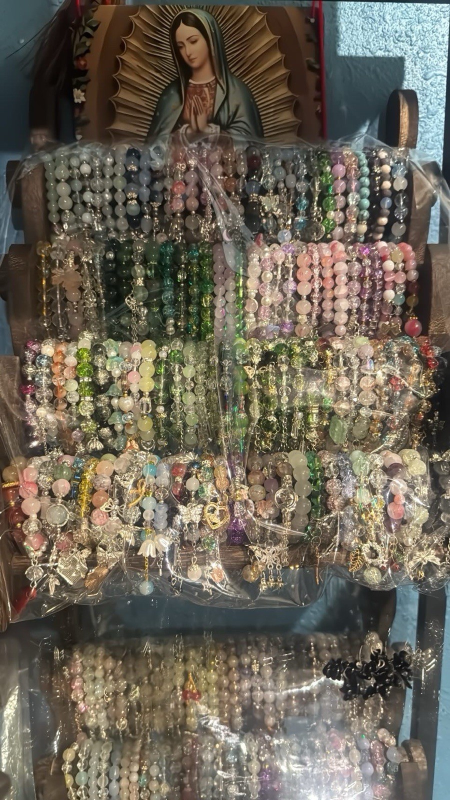 Mixed Jewelry Lot 50+ Multicolor Beaded Stretch Bracelets Mixed Materials