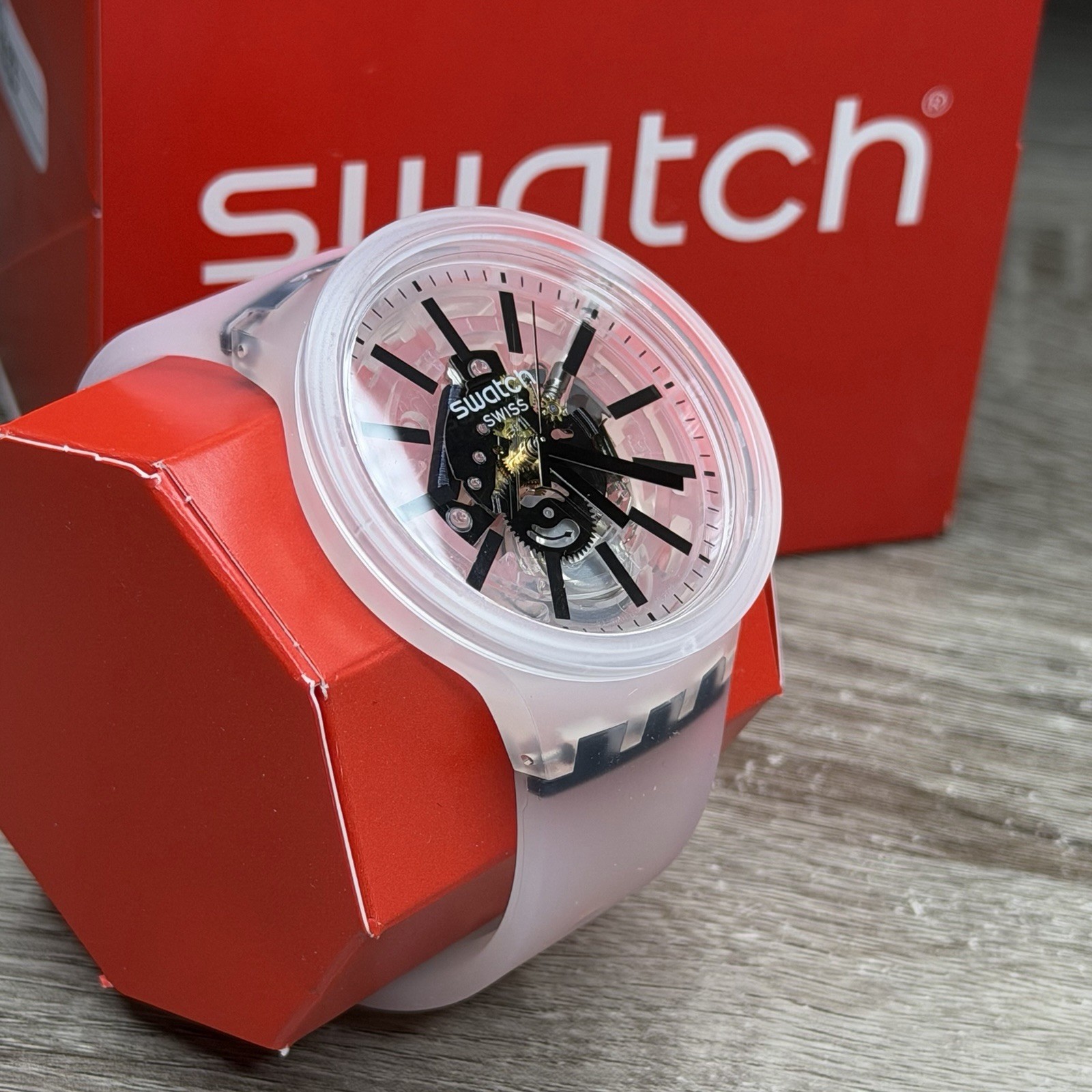 NEW✅SKELETON✅ Swatch Big Bold BLACKINJELLY Transparent Men’s Watch SO27E101