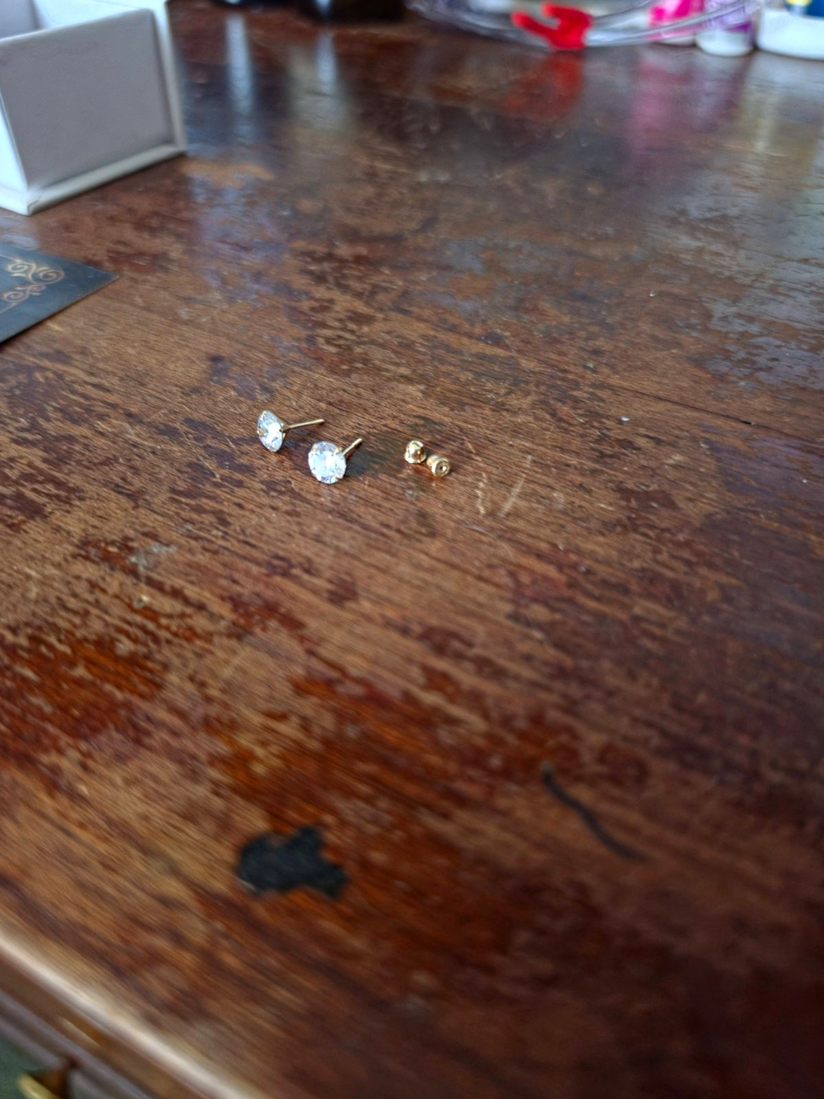 Lot of 2 Pairs Gold Tone Crystal Stud Earrings Round Clear Butterfly Backs